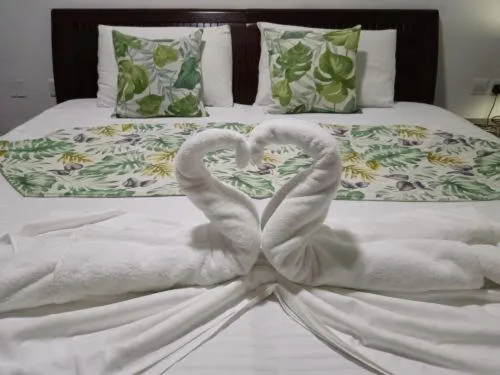 Bed in Diamond Plaza