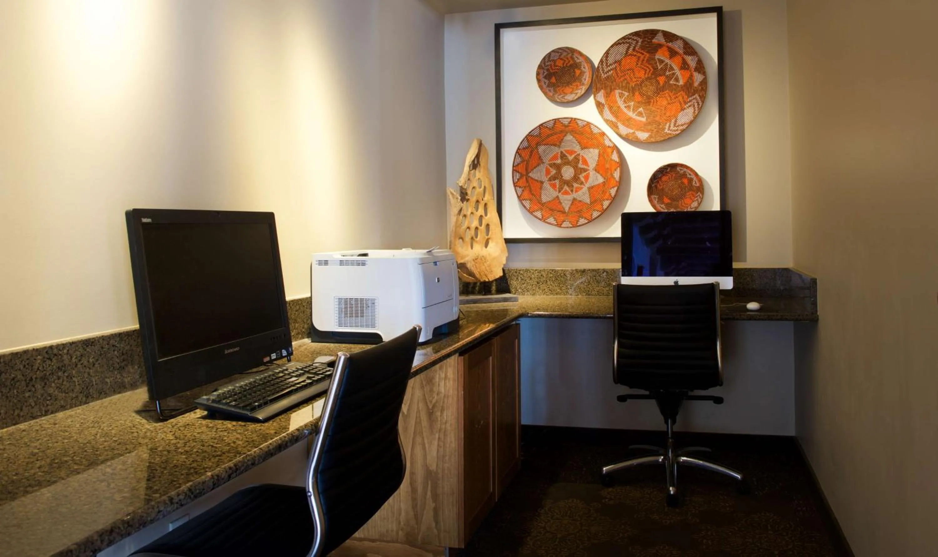 Business facilities in Hilton Santa Fe Historic Plaza