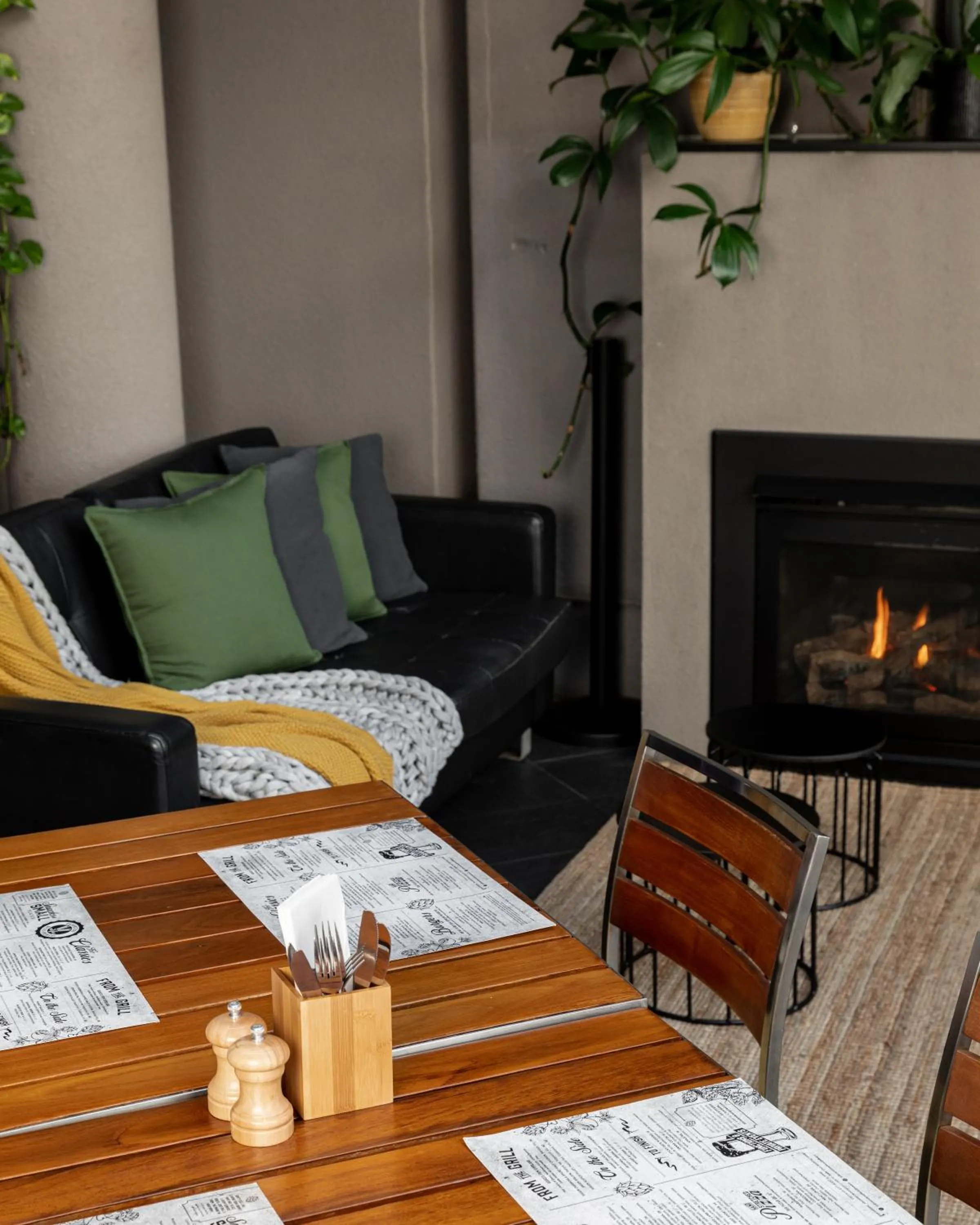 Restaurant/places to eat in Atura Dandenong