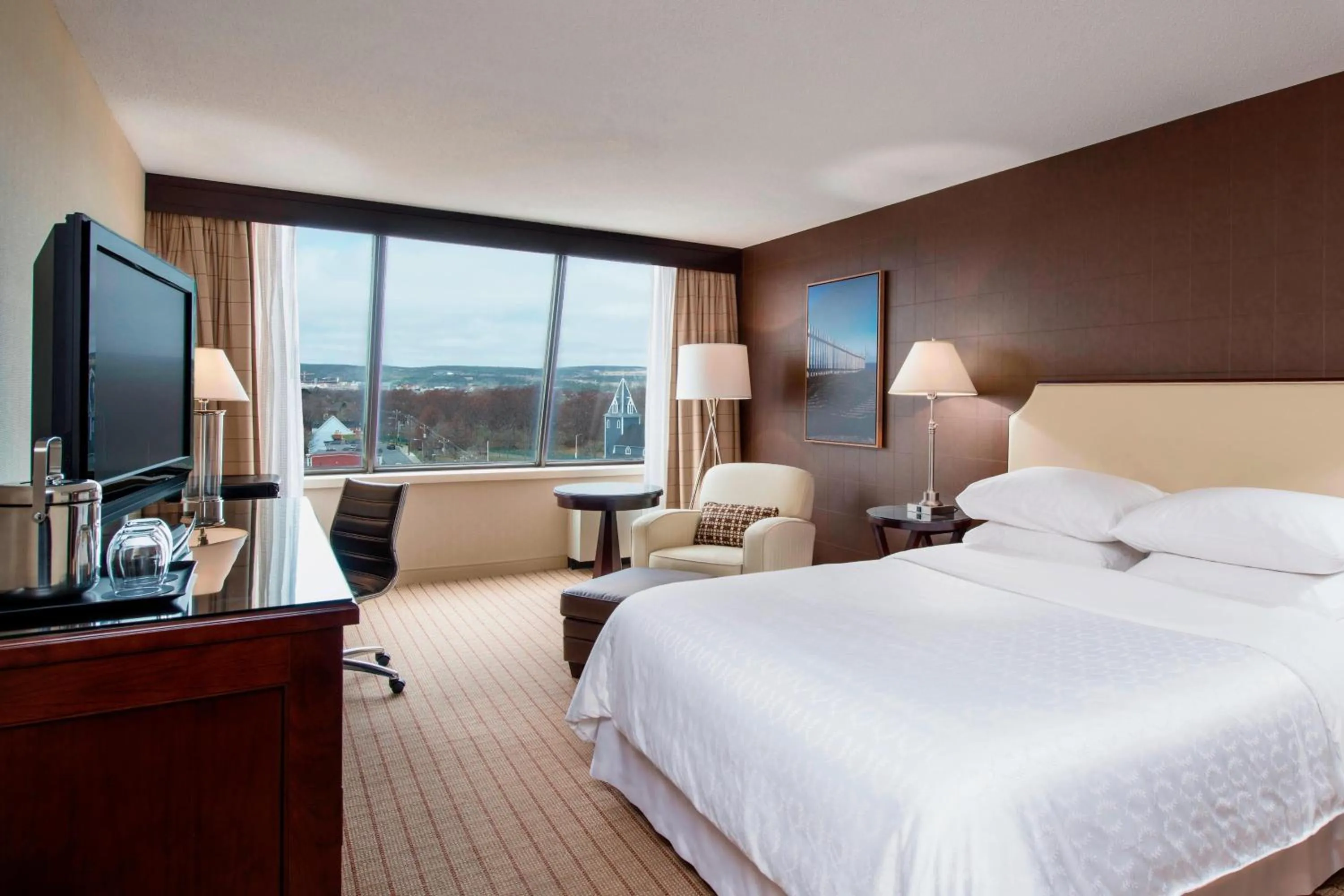 Photo of the whole room, Bed in Sheraton Hotel Newfoundland