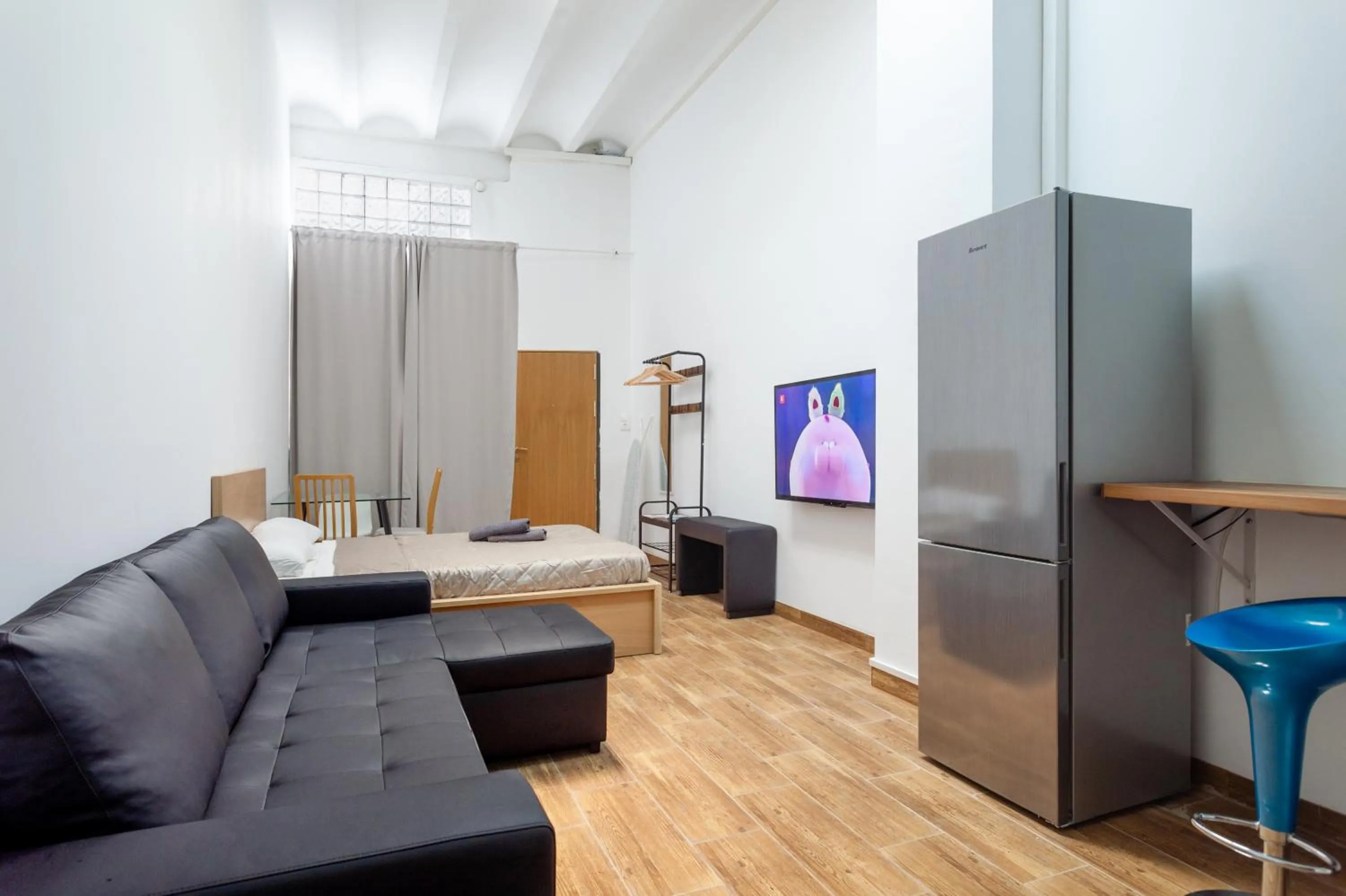 TV and multimedia in CAMP NOU & FiRA BUSINESS LOFTS