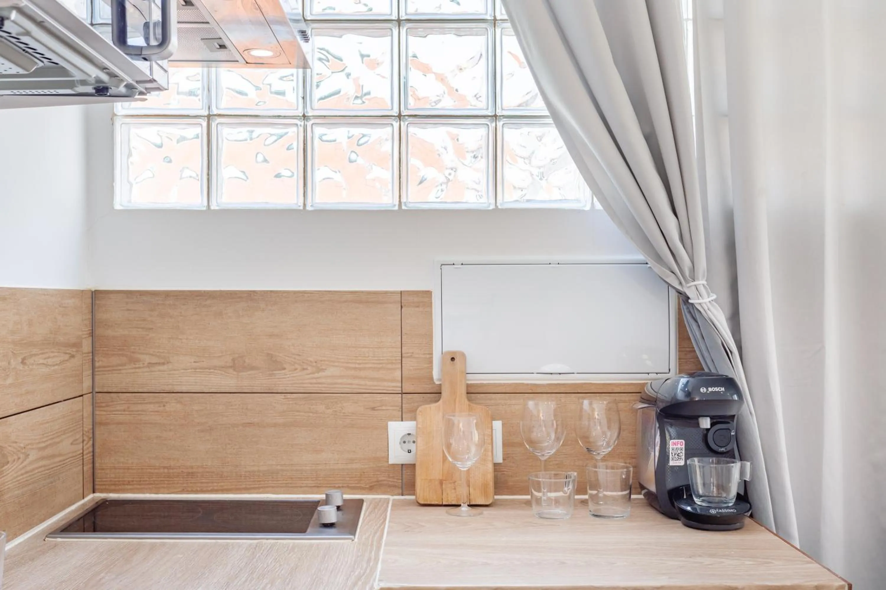 kitchen in CAMP NOU & FiRA BUSINESS LOFTS