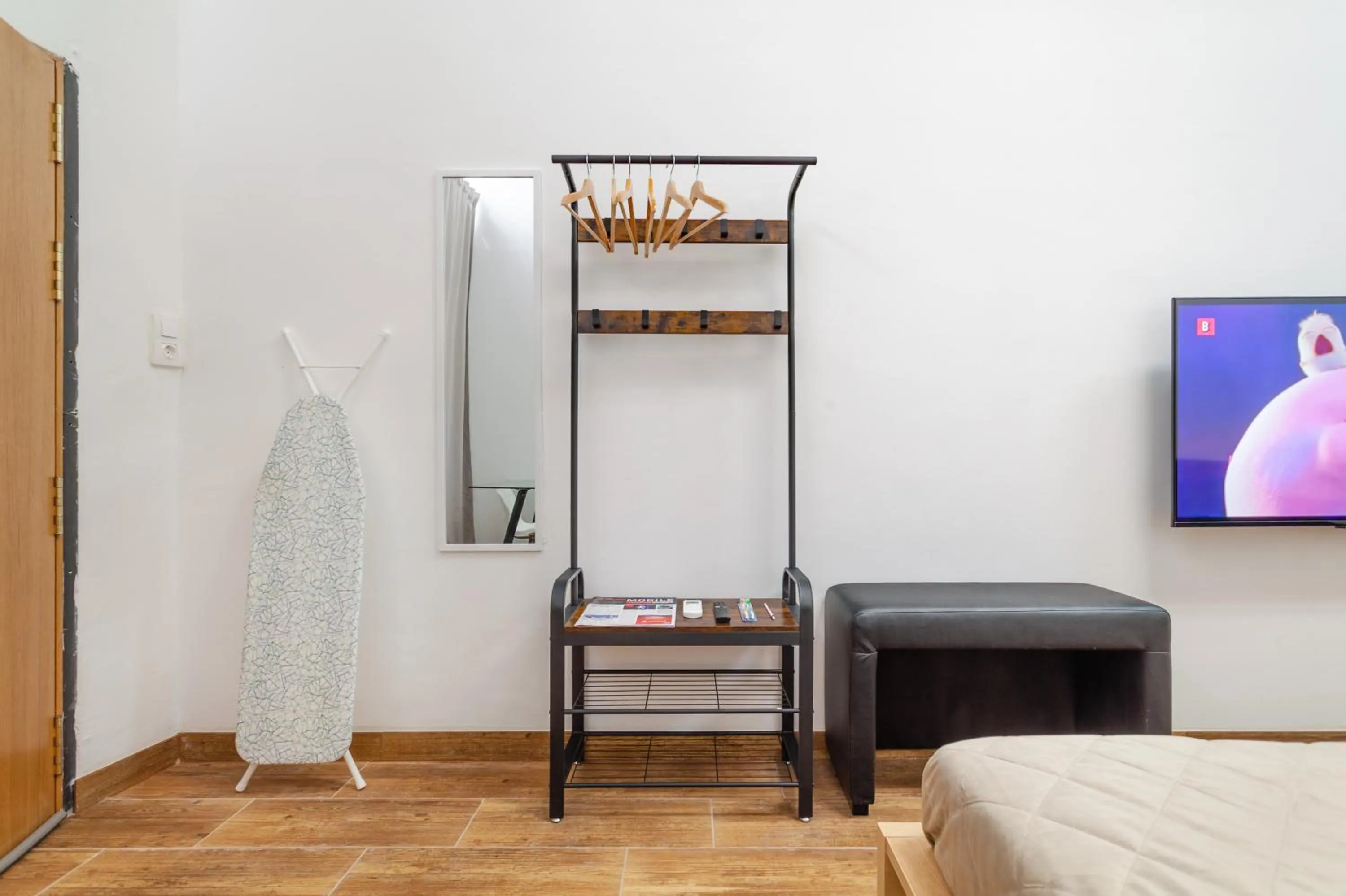 TV and multimedia, Bed in CAMP NOU & FiRA BUSINESS LOFTS