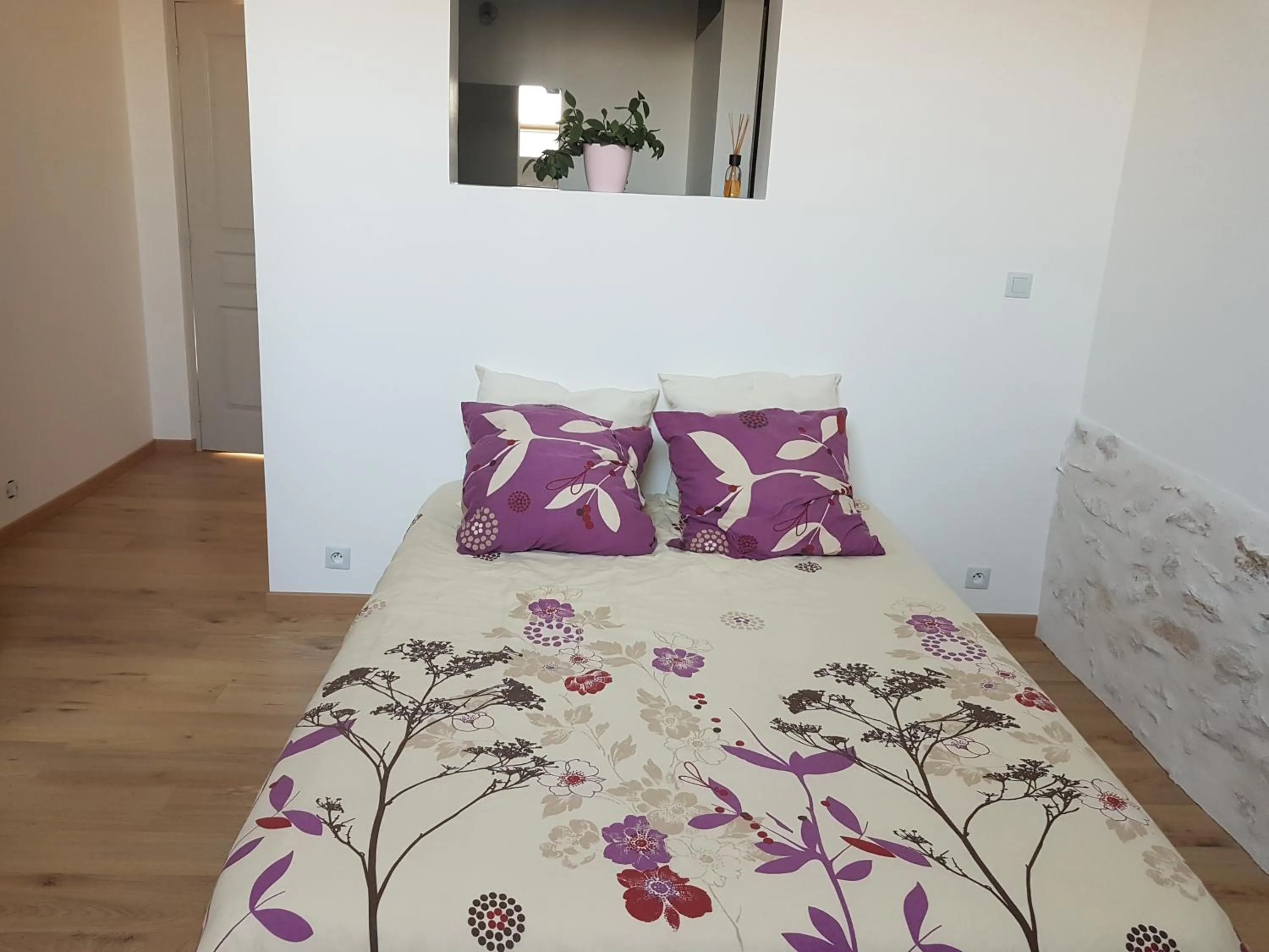 Photo of the whole room, Bed in Le pré de la rue