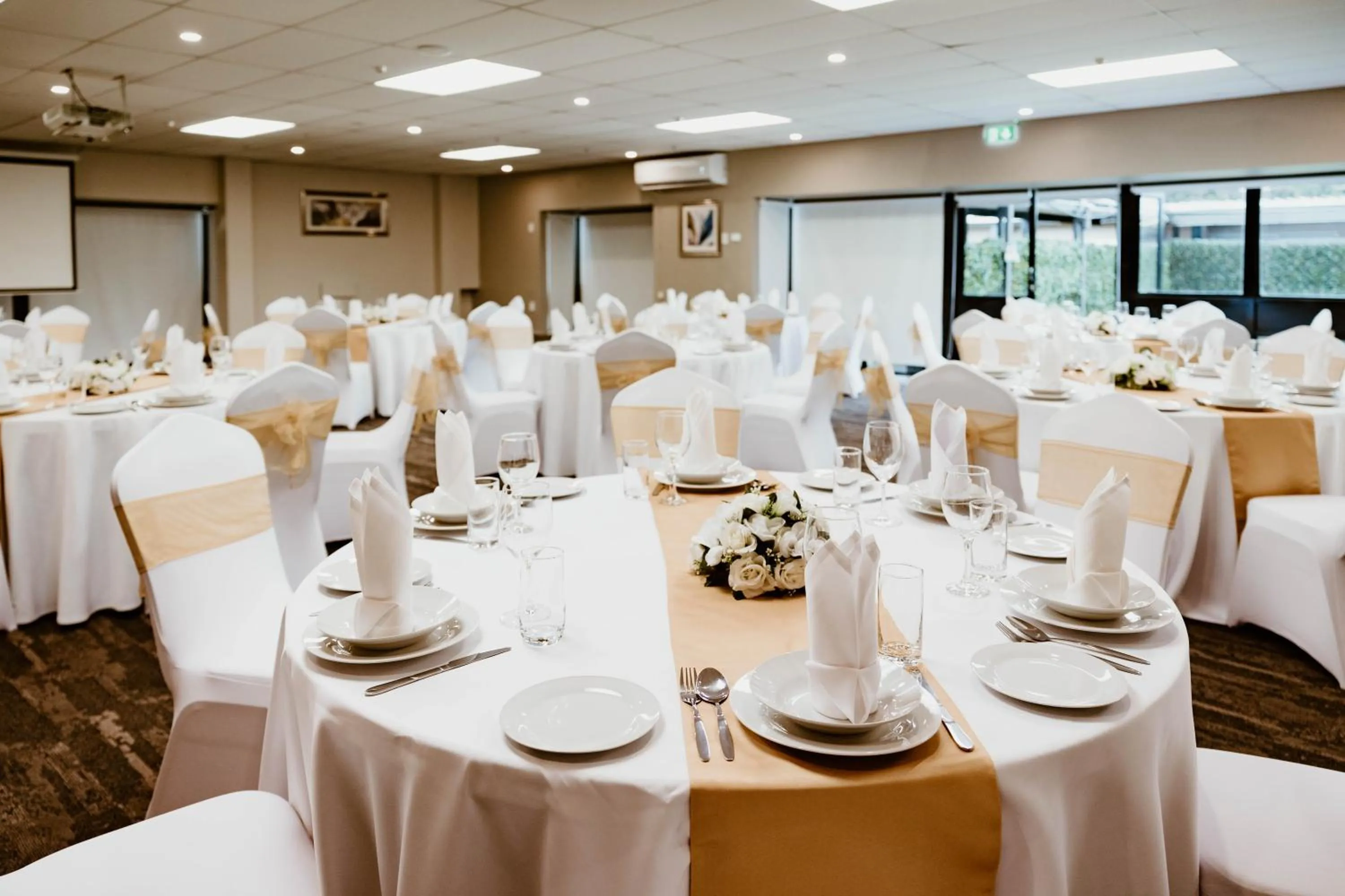 wedding in Airport Gateway Hotel