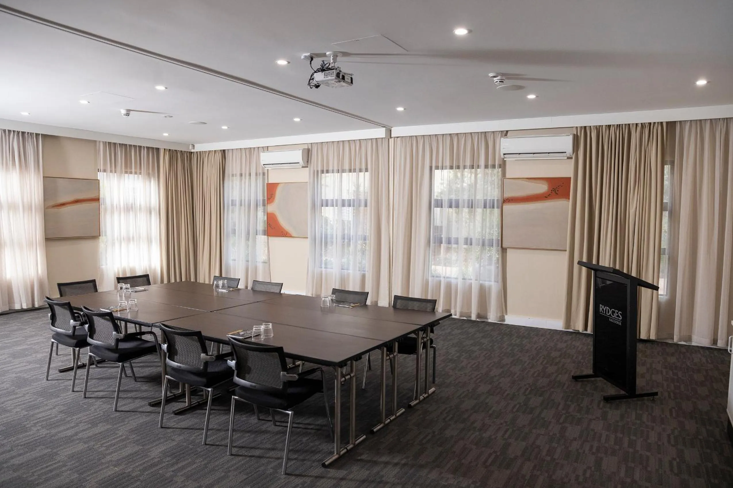 Meeting/conference room in Rydges Kalgoorlie