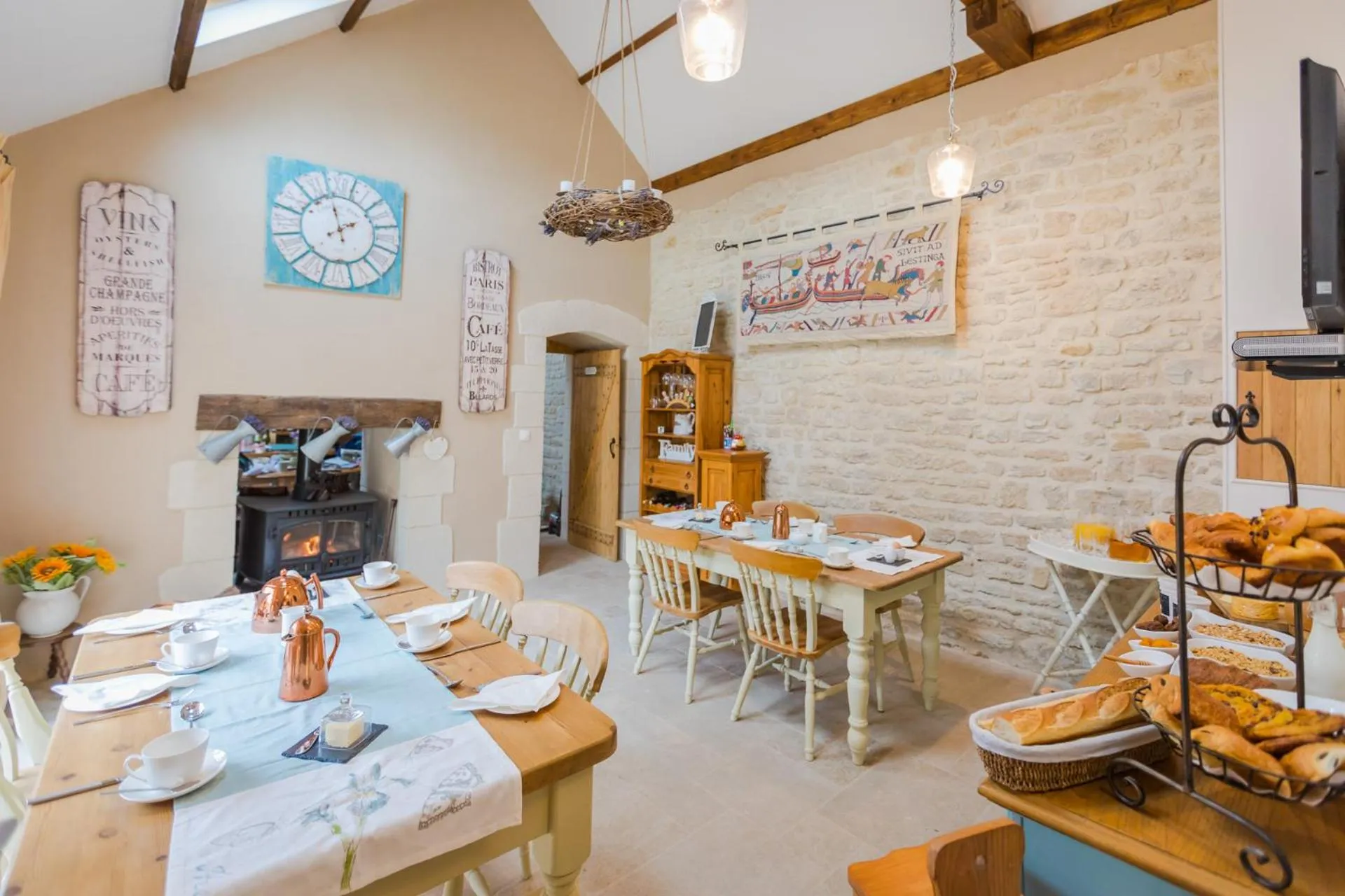 The Old Farm of Amfreville Chambre d' Hotes & Table d' Hotes