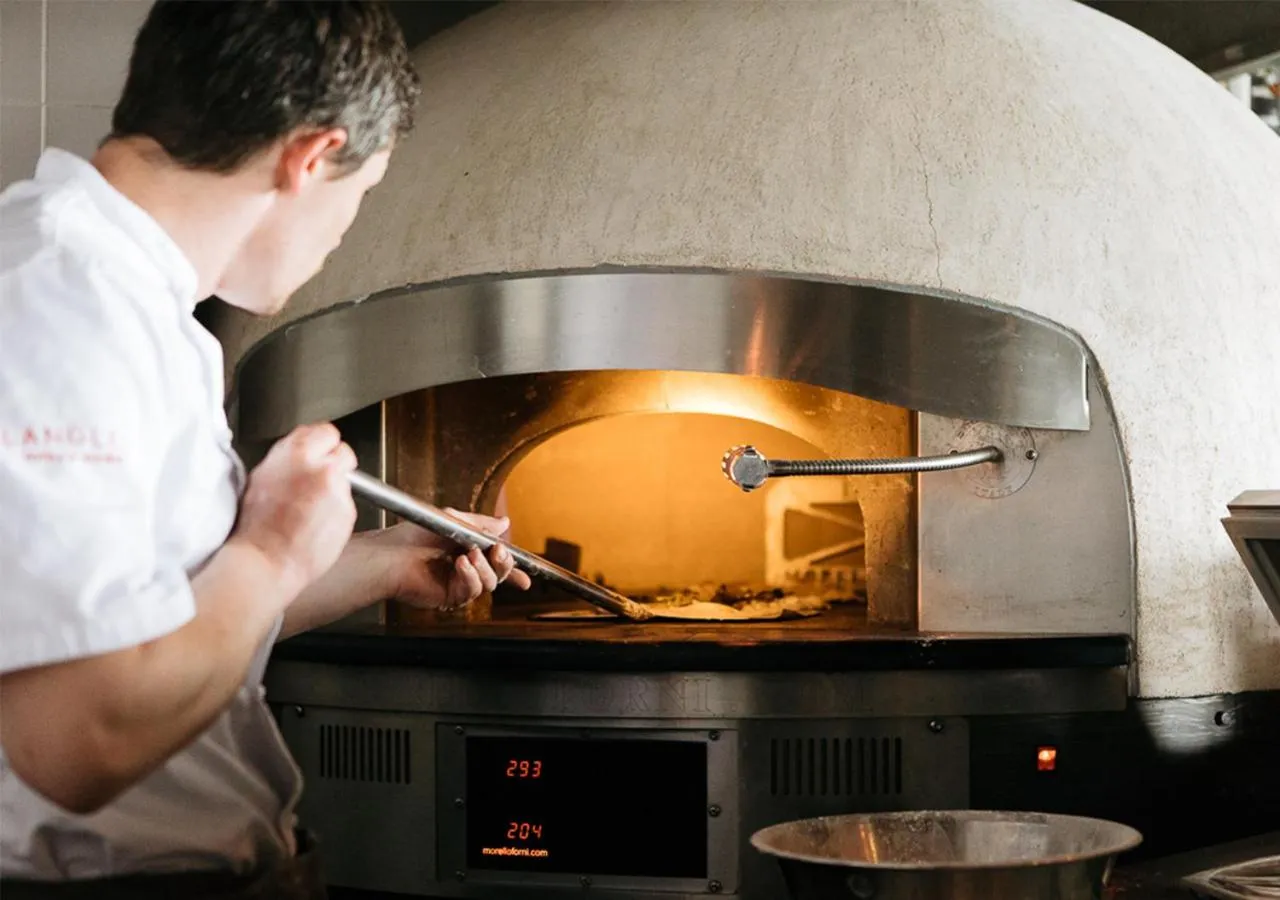 Kitchen or kitchenette in Langley Hôtel Tignes 2100