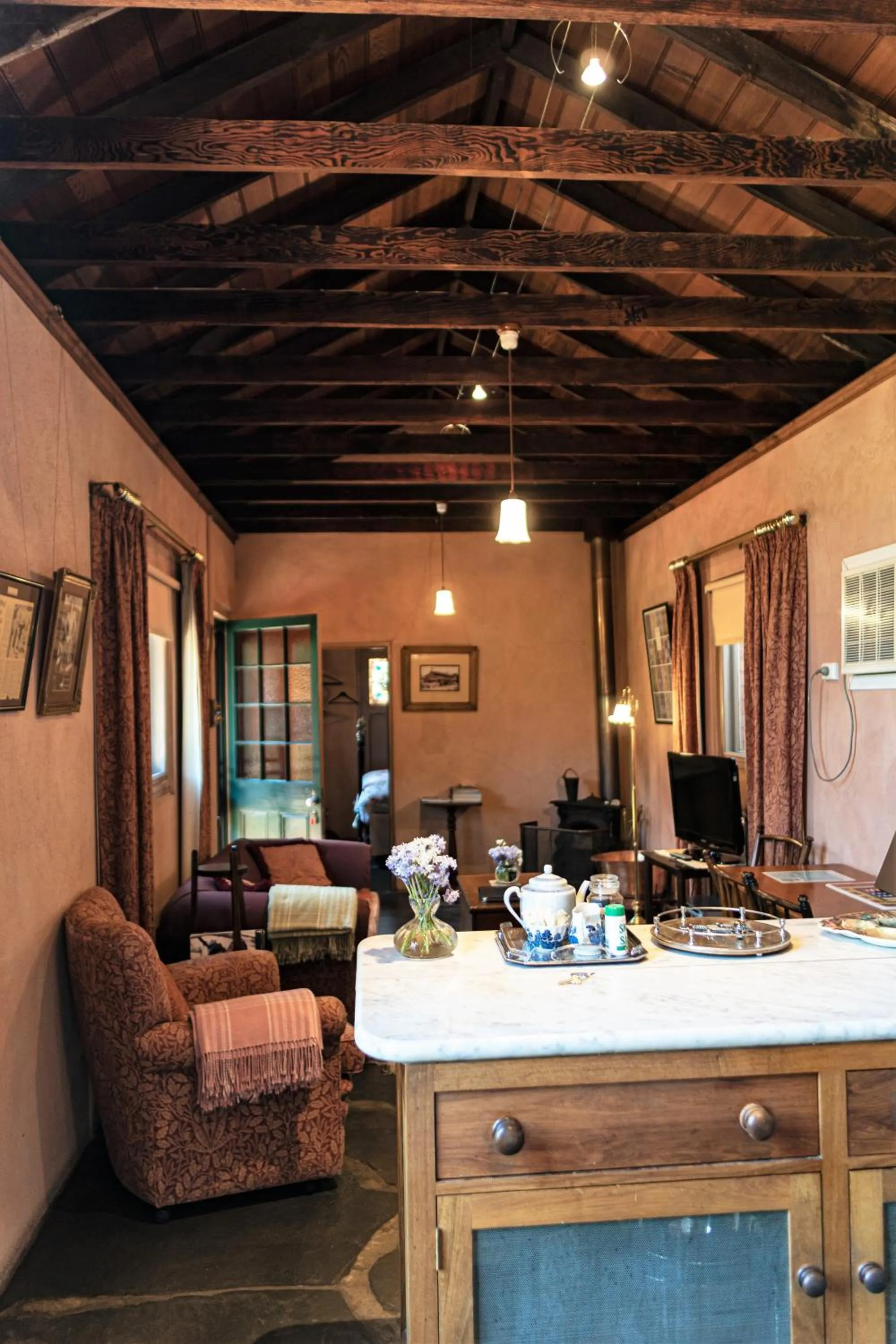 Living room in Buxton Manor