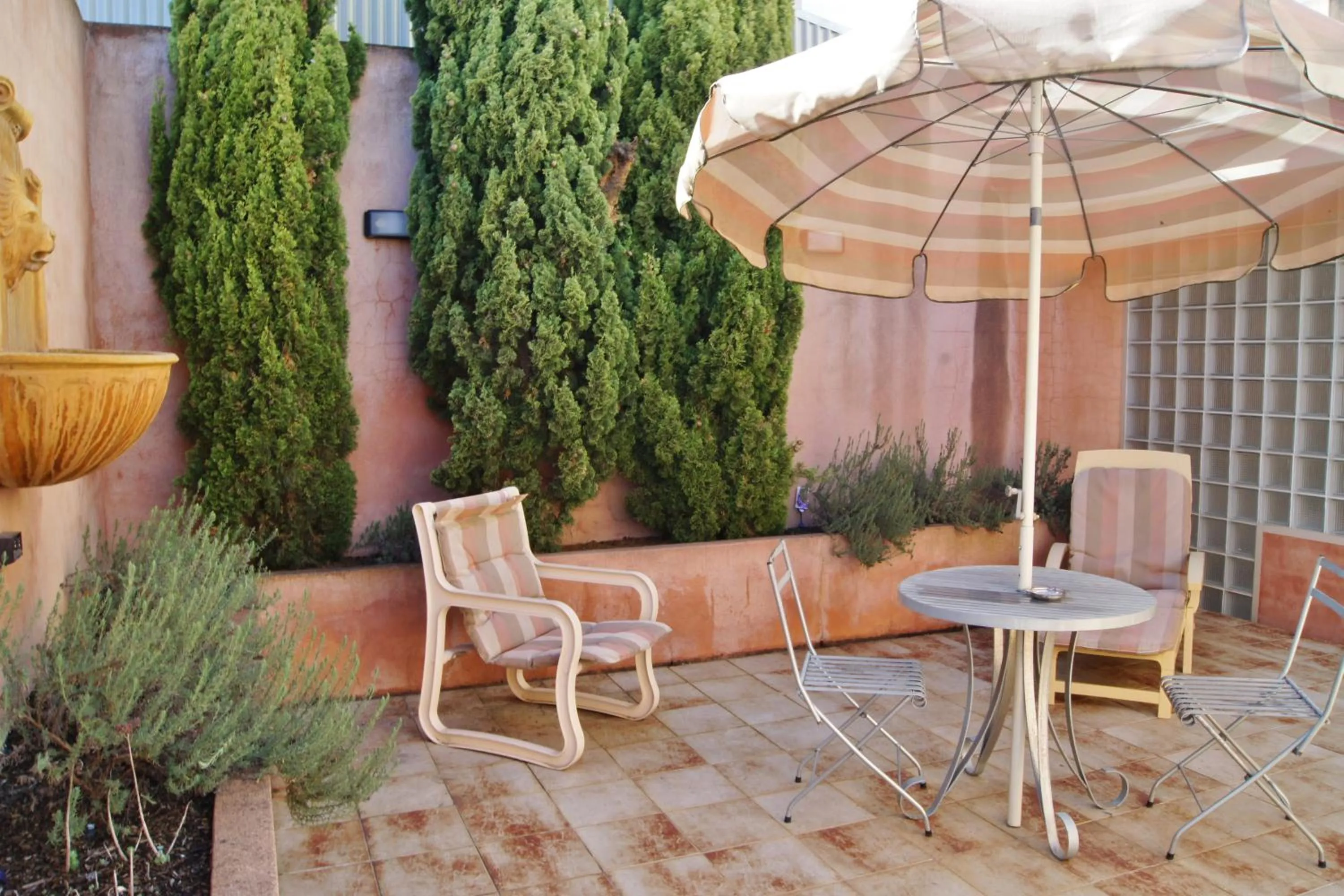 Patio in Fire Station Inn