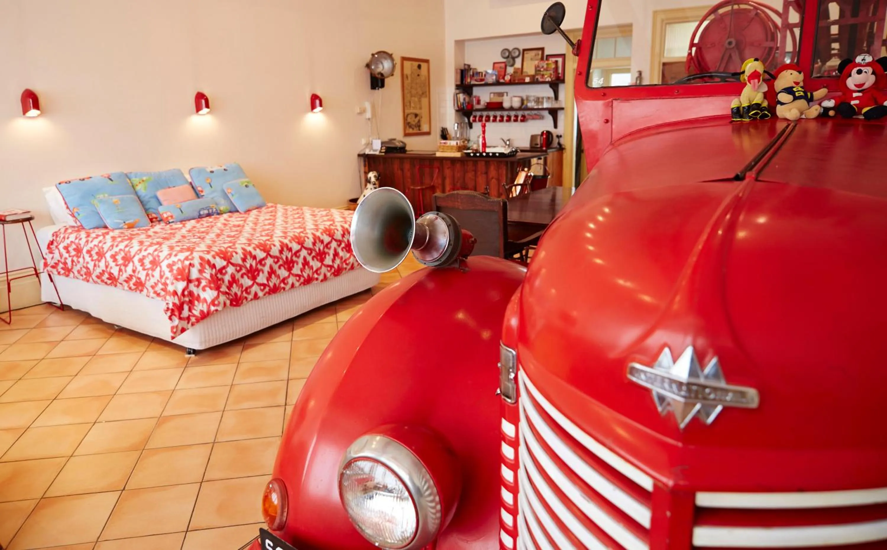 Living room, Bed in Fire Station Inn