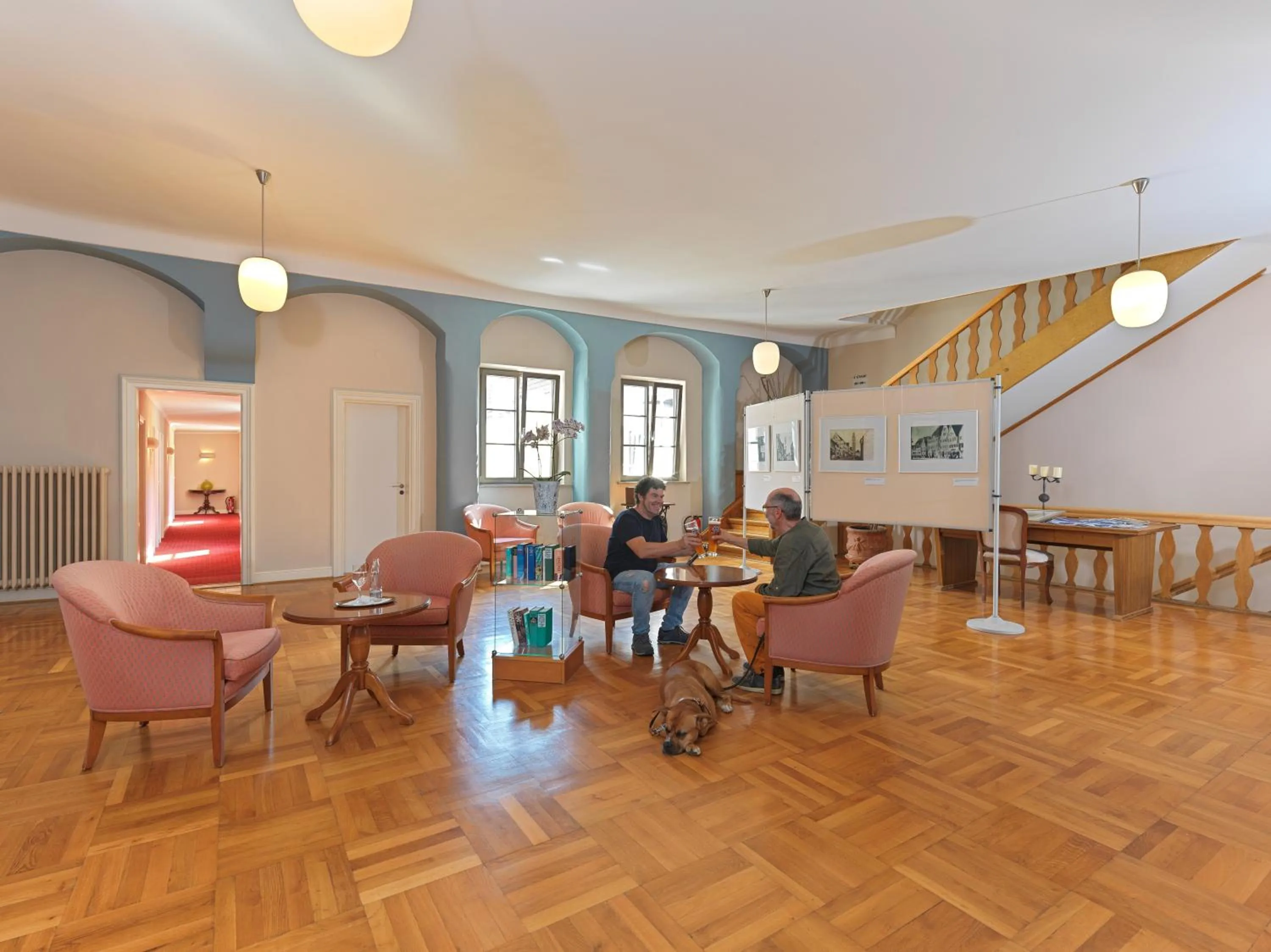 Lounge or bar in Lodner Hotel Drei Mohren