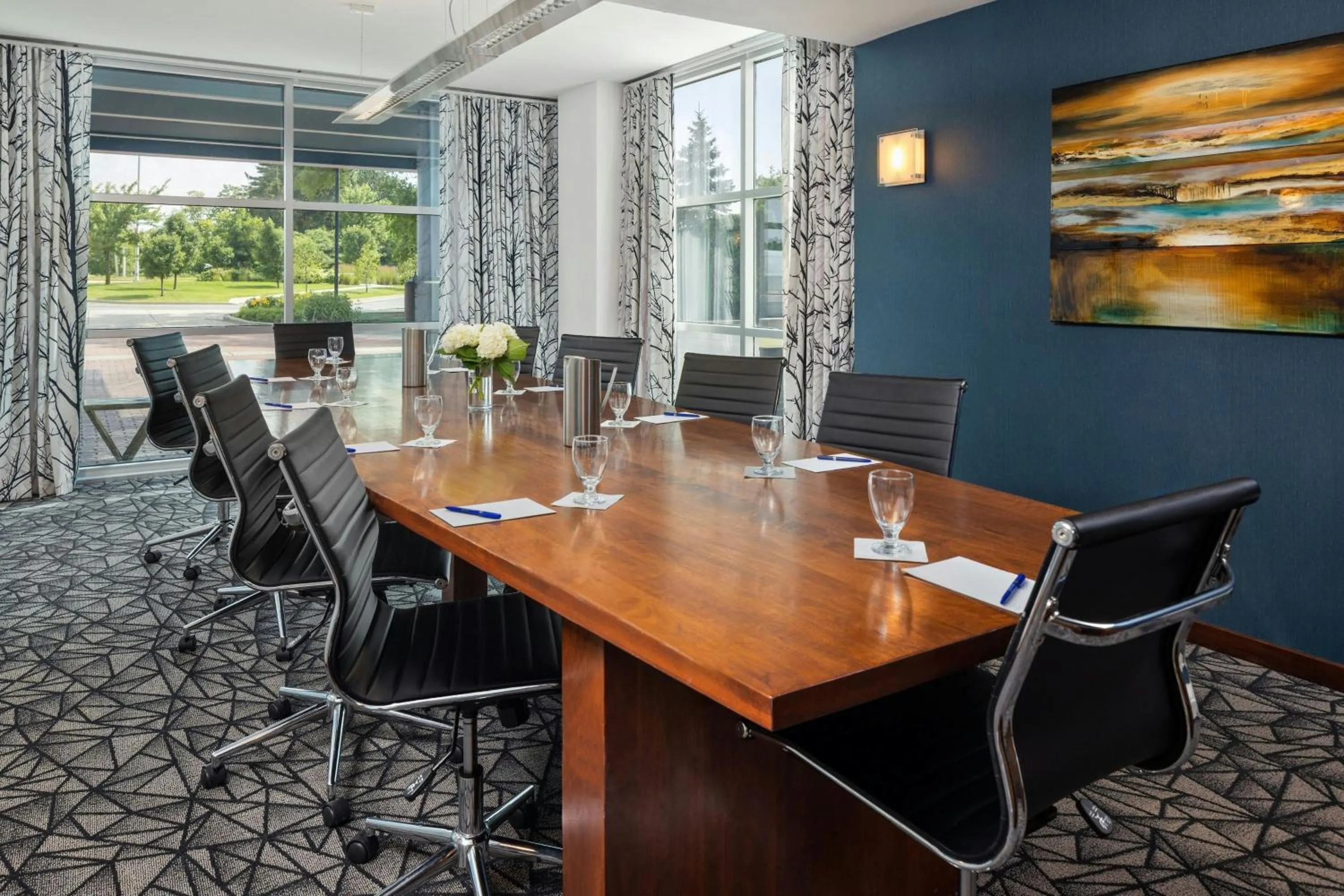 Meeting/conference room in Delta Hotels by Marriott Milwaukee Northwest