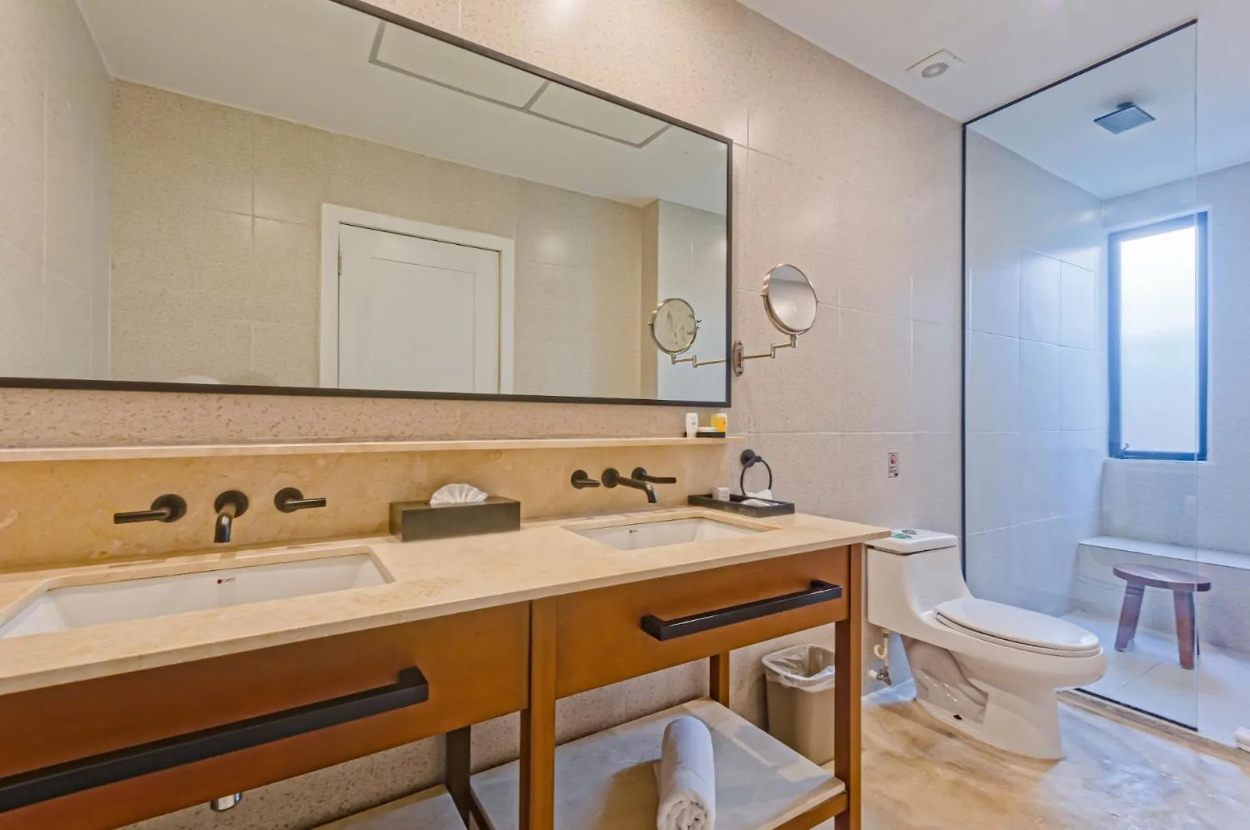 Bathroom in Mex Hoteles