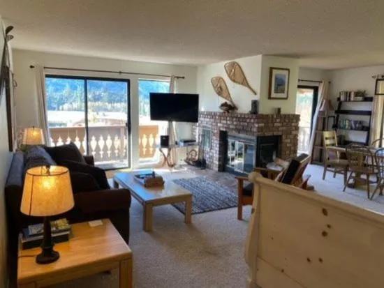 Property building in Rr-interlaken 13