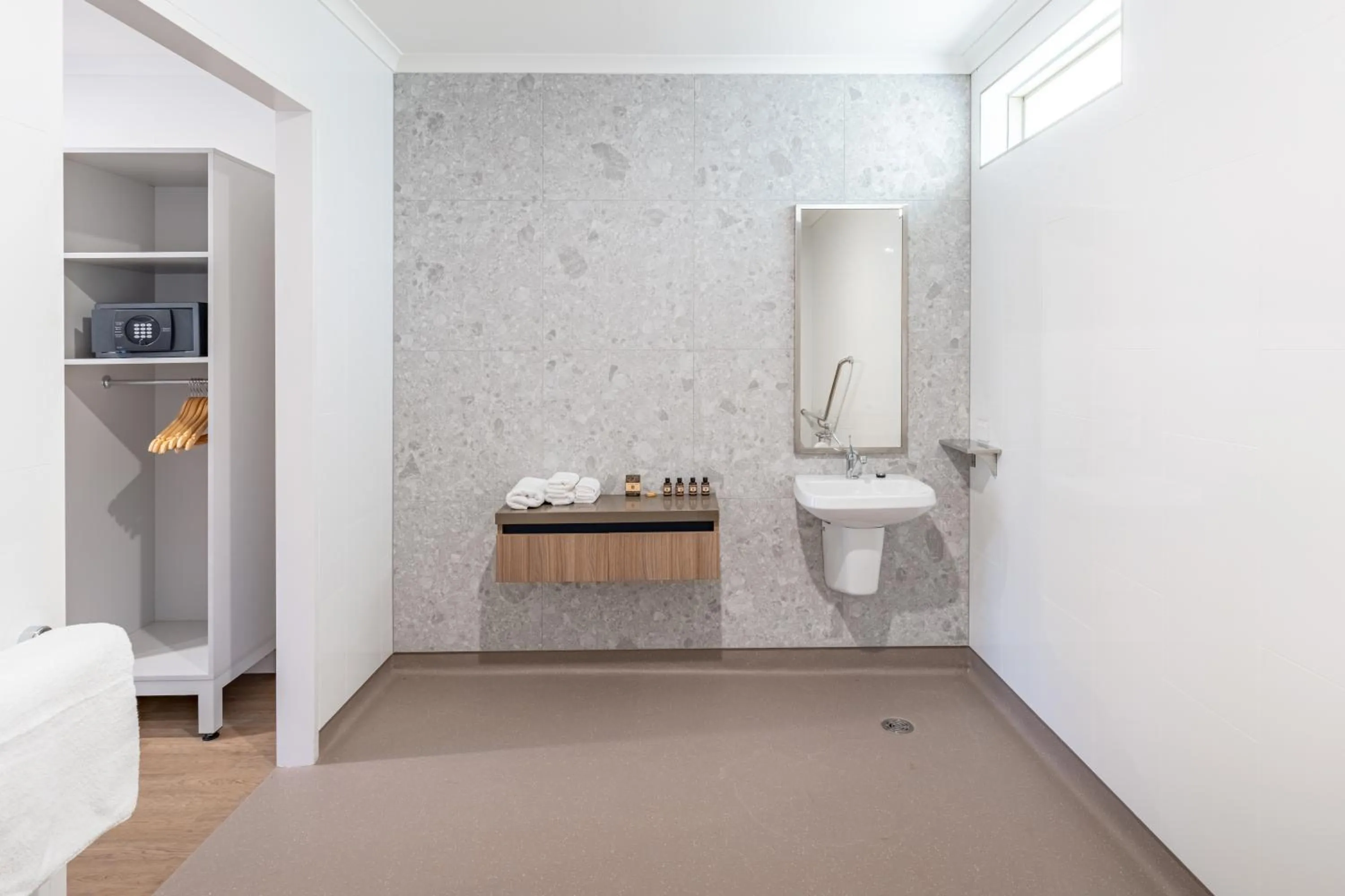 Bathroom in Best Western Cambridge Hotel Kununurra