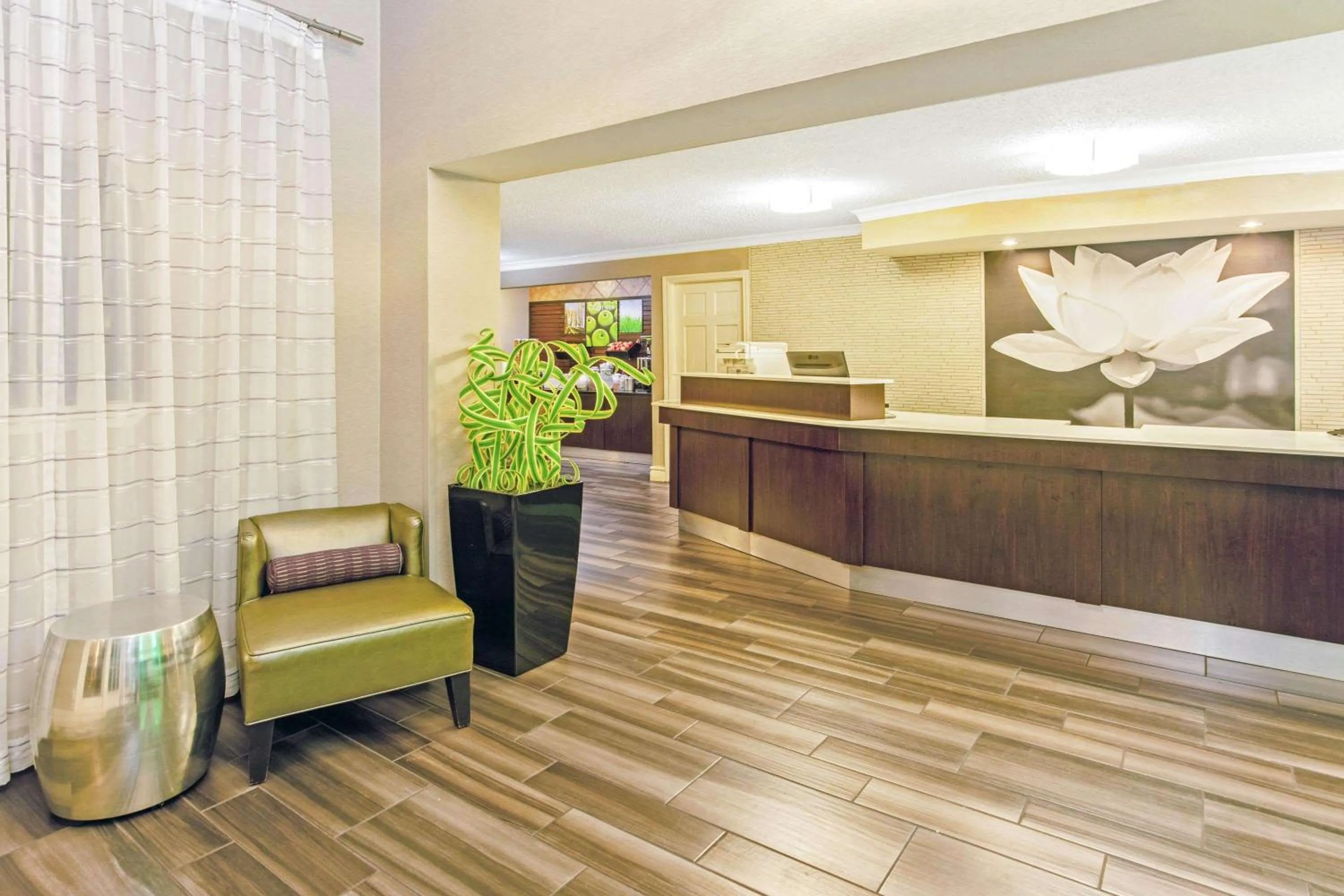 Lobby or reception, Lobby/Reception in La Quinta Inn by Wyndham Wichita Falls Event Center North