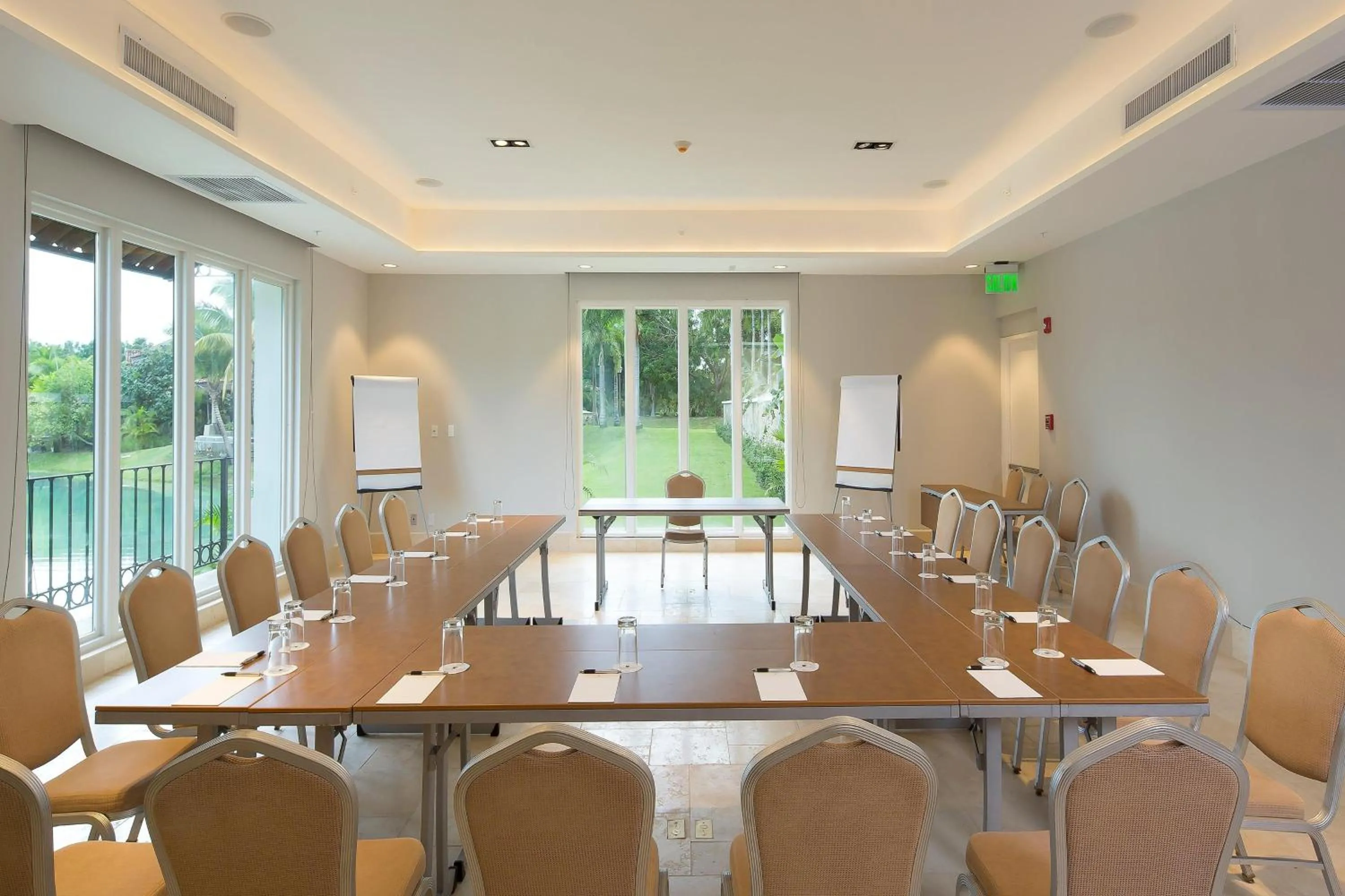 Meeting/conference room in The Buenaventura Golf & Beach Resort, Autograph Collection