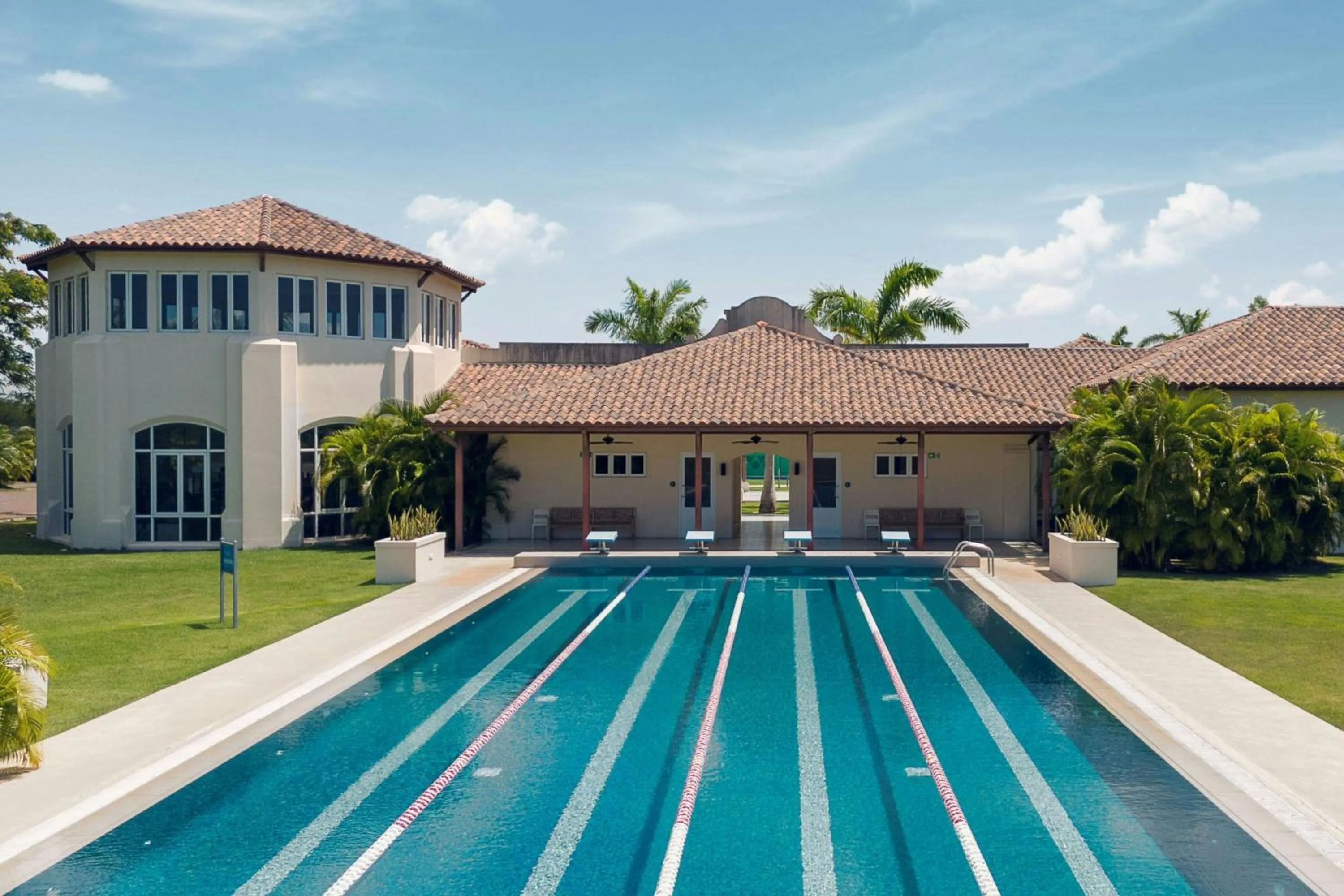 Fitness centre/facilities in The Buenaventura Golf & Beach Resort, Autograph Collection