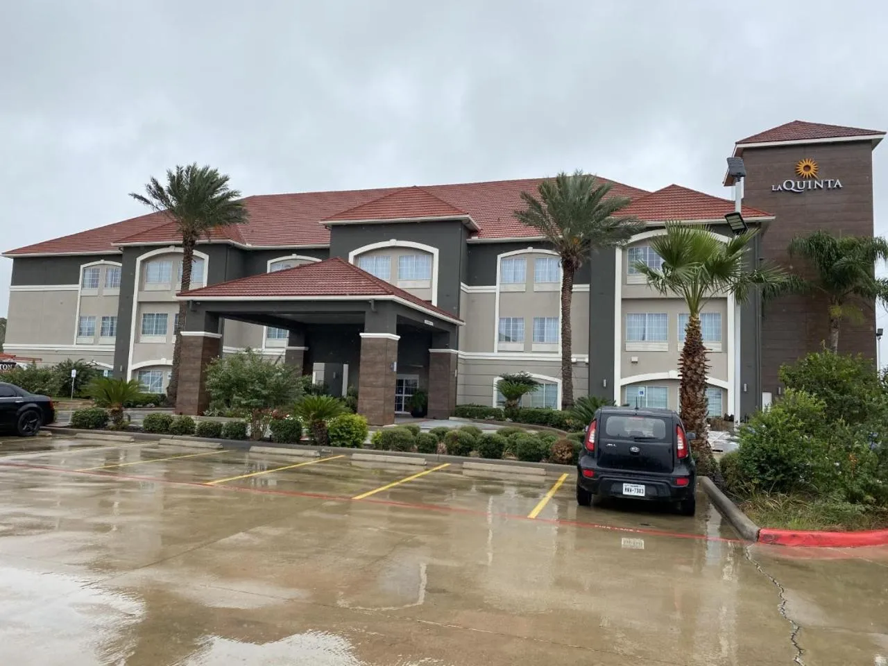 Facade/entrance in La Quinta by Wyndham Rosenberg