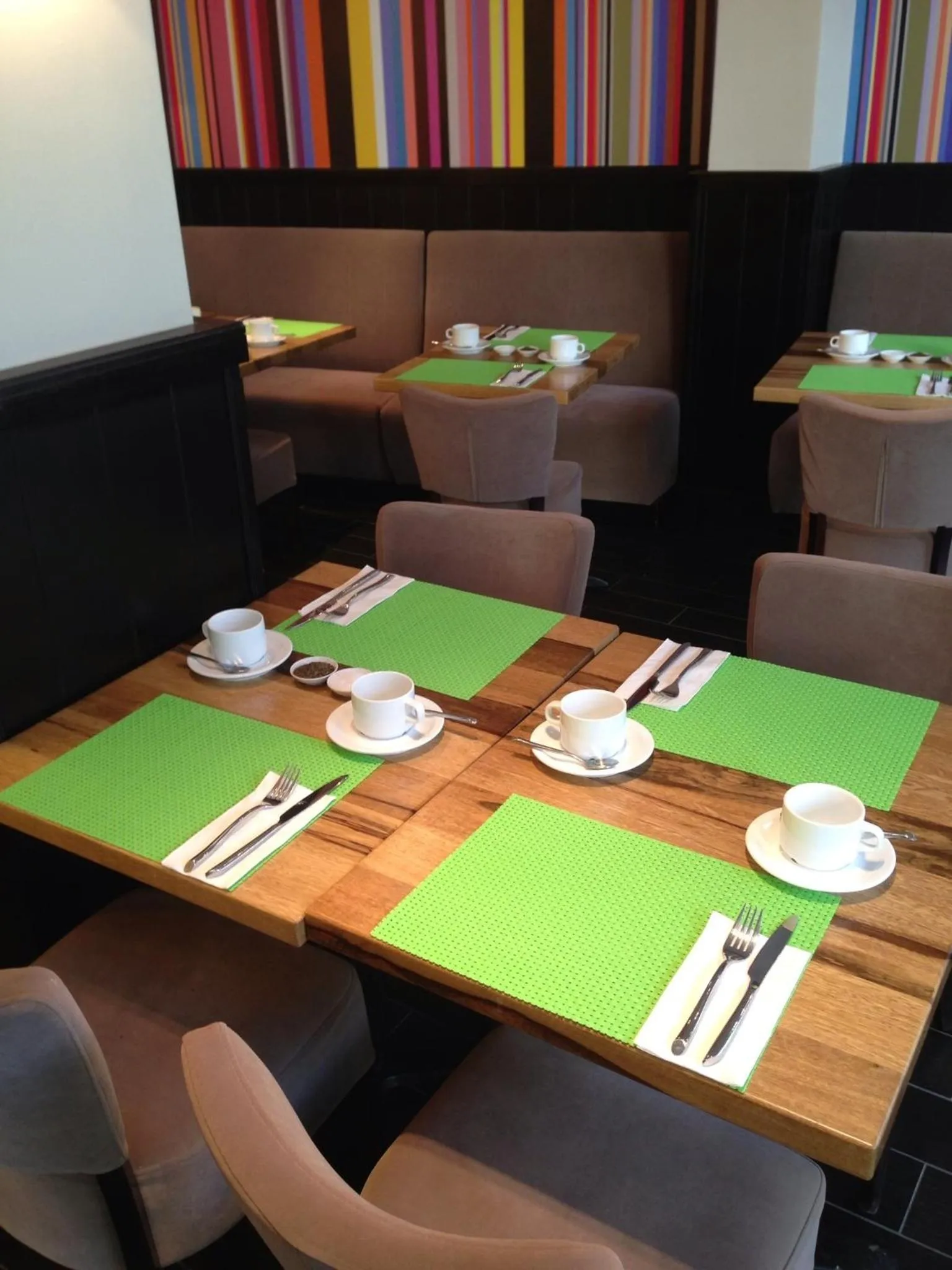 Restaurant/places to eat in Jerusalem Inn by Smart Hotels