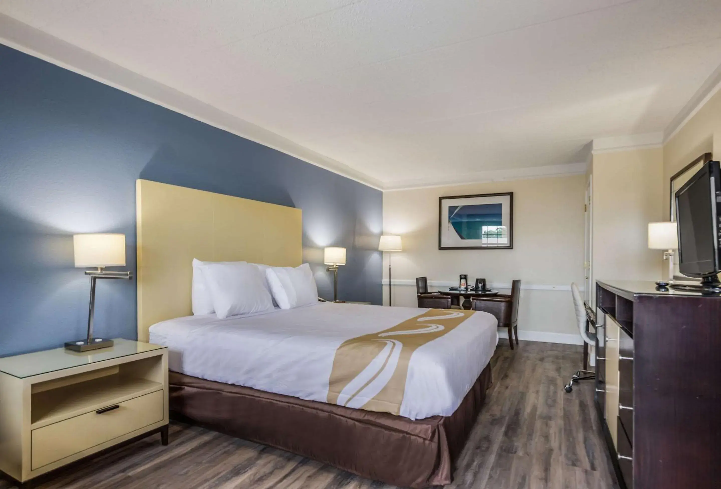 King Room - Accessible/Non-Smoking in Quality Inn King Room - Accessible/Non-Smoking in Quality Inn