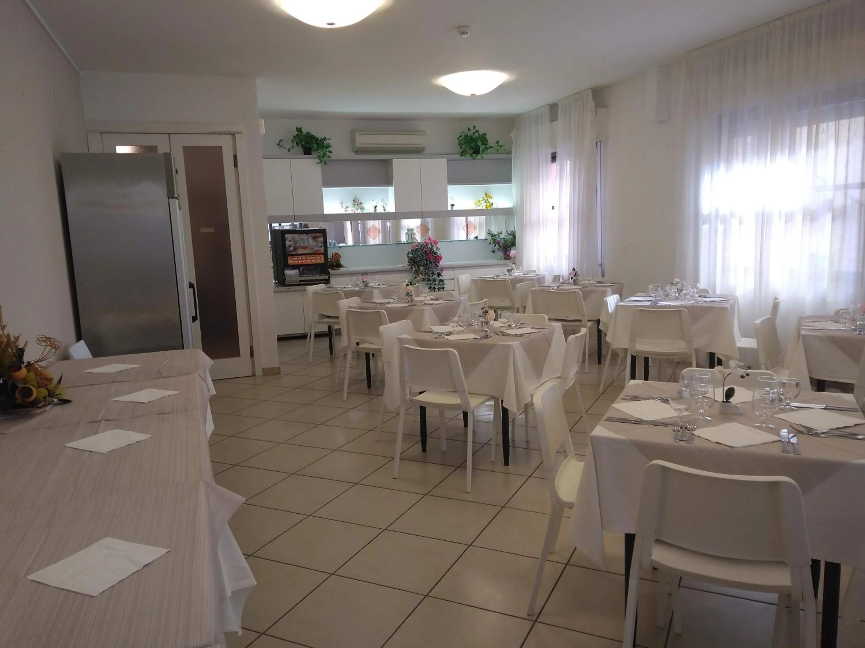 Restaurant/places to eat in Hotel La Bella Vita
