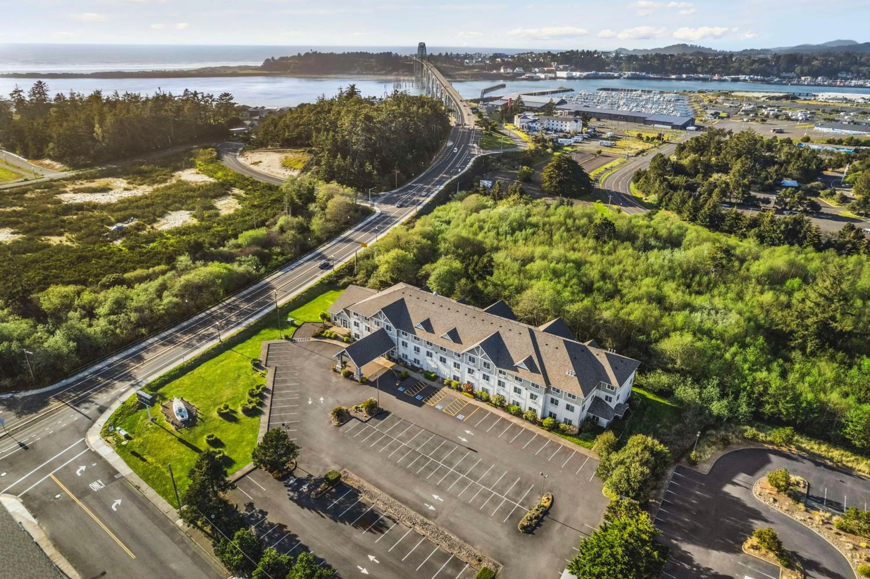 Property building in La Quinta by Wyndham Newport