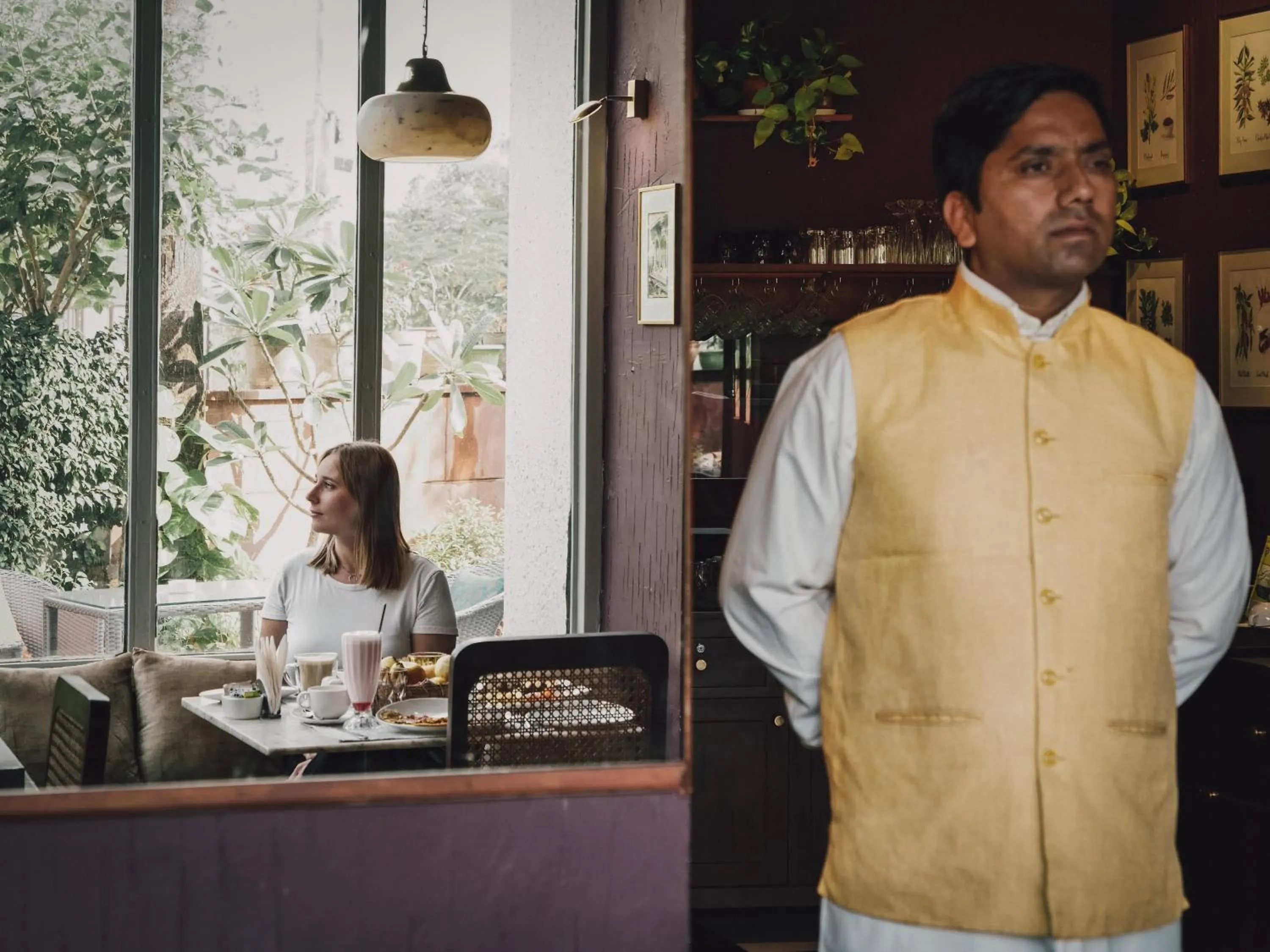 Restaurant/places to eat in Ekaa Villa near Taj Mahal