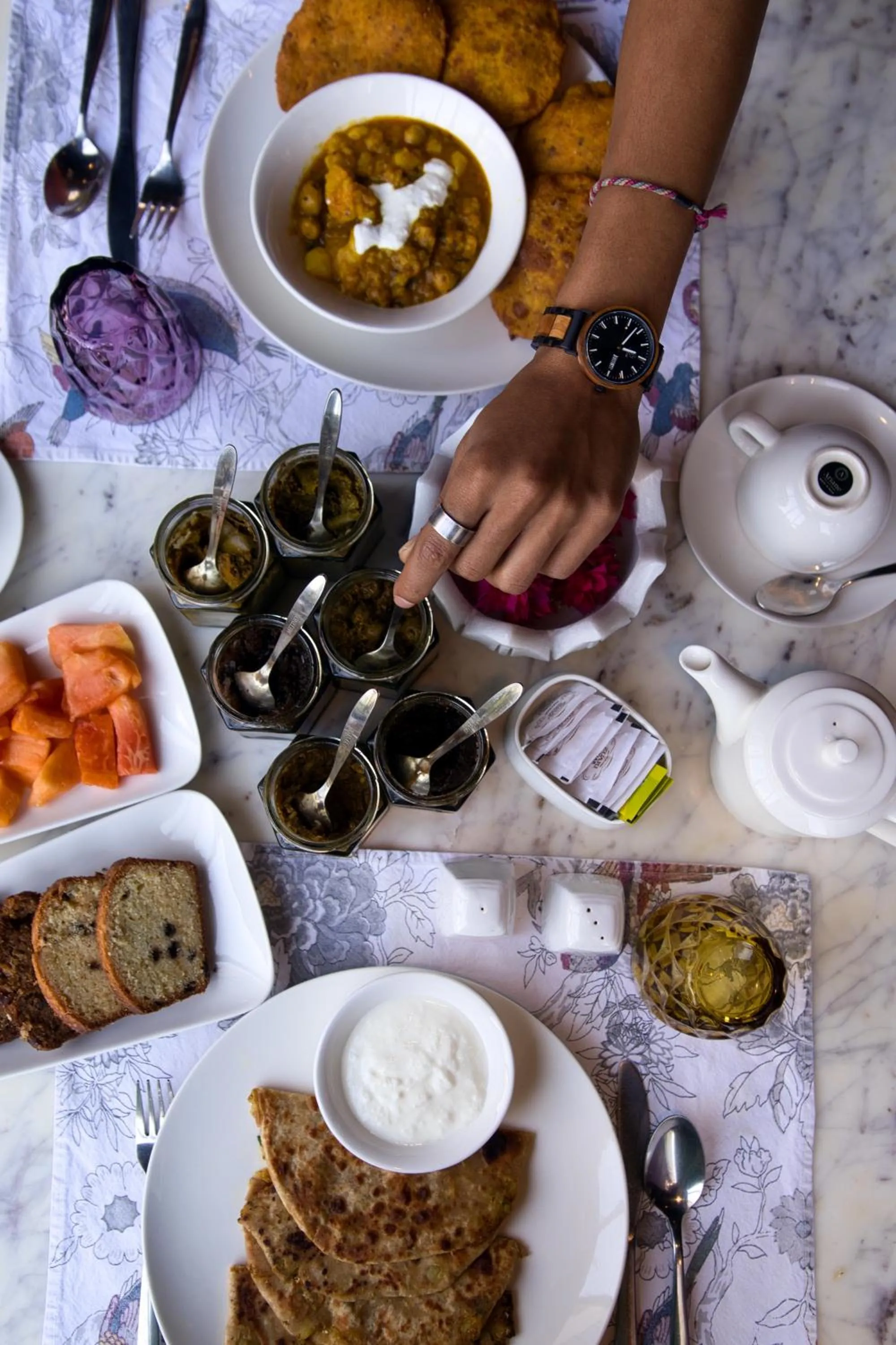 Food and drinks in Ekaa Villa near Taj Mahal