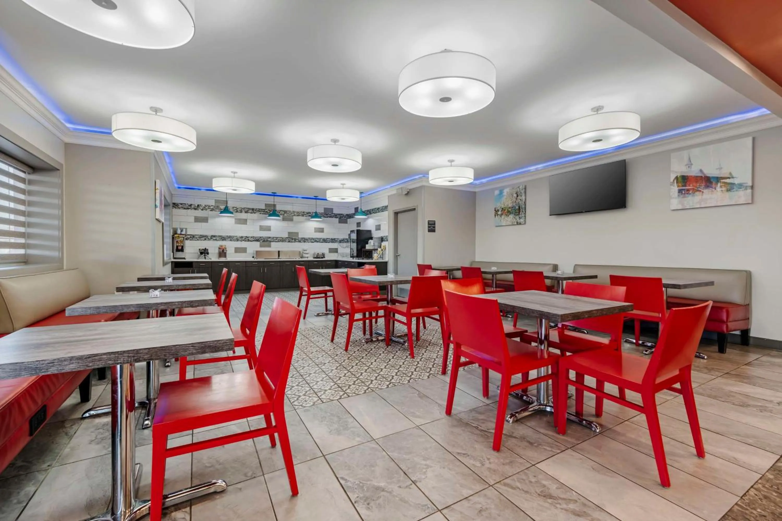 Breakfast in Best Western Louisville Airport Expo