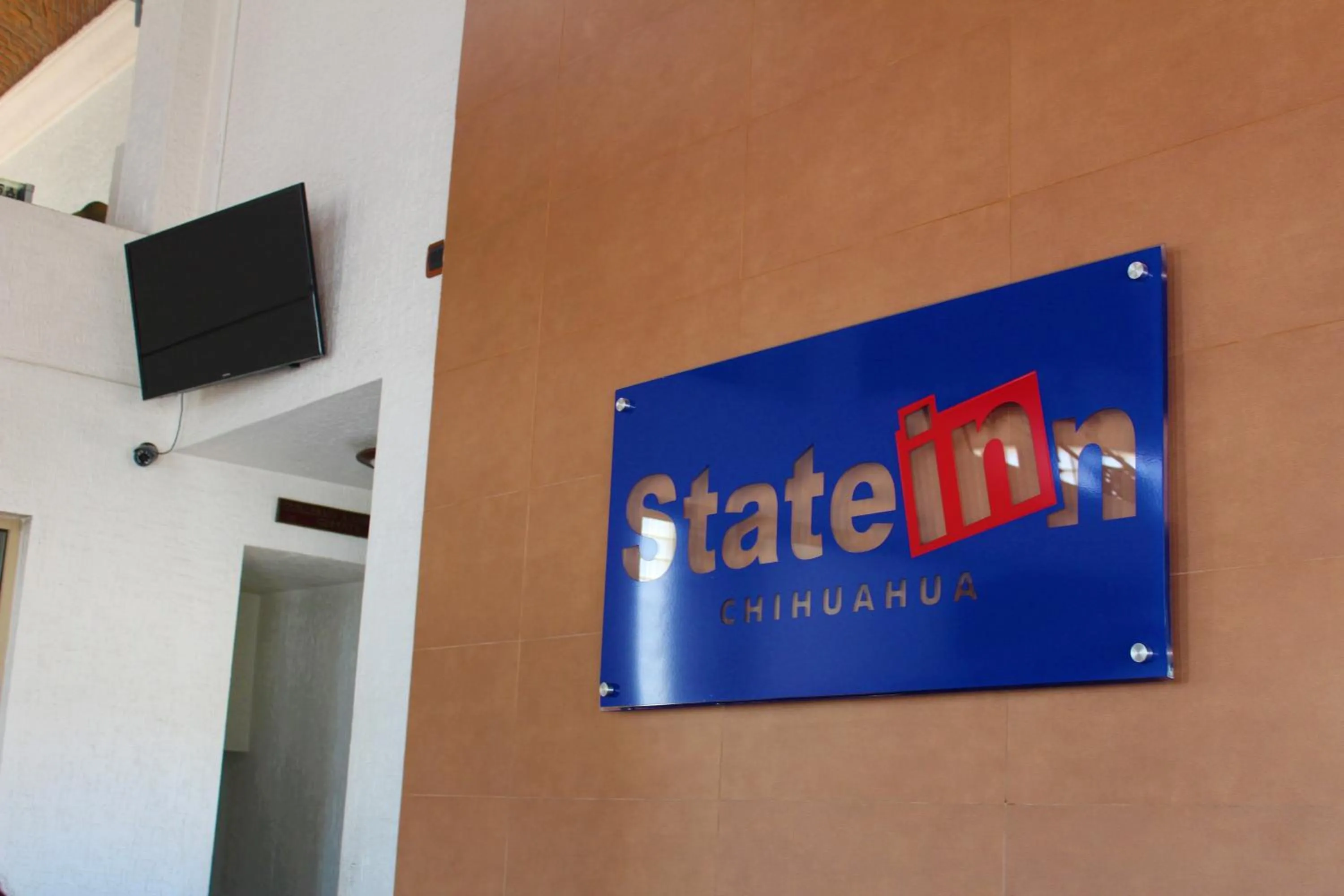 Lobby or reception in State Inn