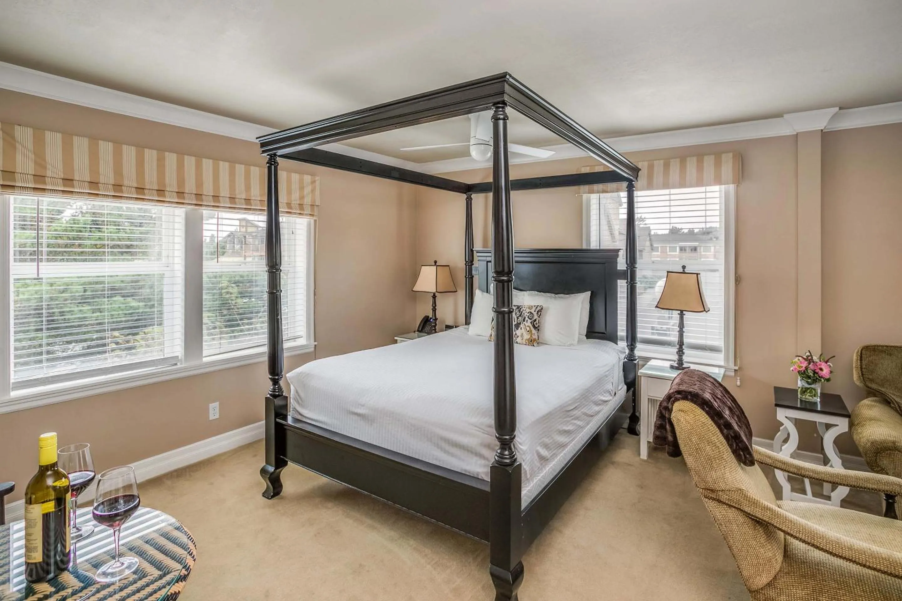 Bed in Cannon Beach Hotel Collection