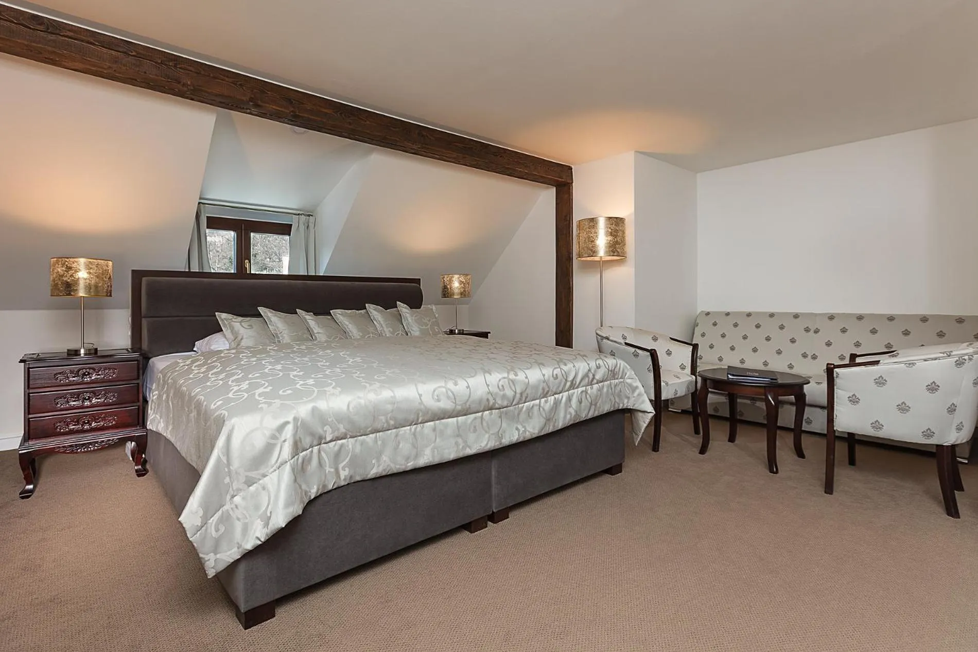 Bedroom, Bed in Hoffmeister Depandance