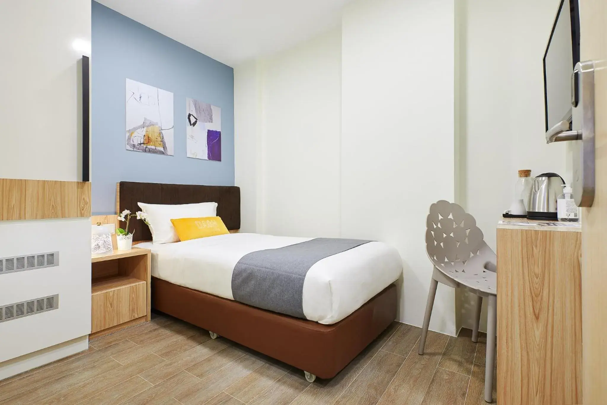 Cozy Single in Dash Living on Mackenzie Cozy Single in Dash Living on Mackenzie