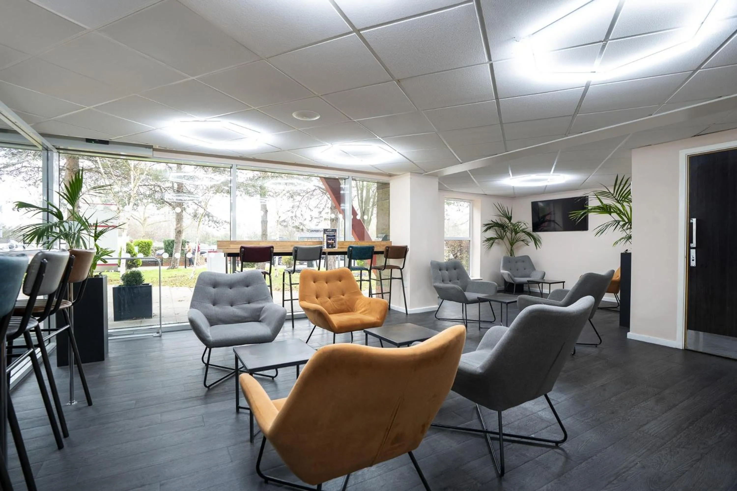 Lobby or reception in Ramada London Stansted Airport