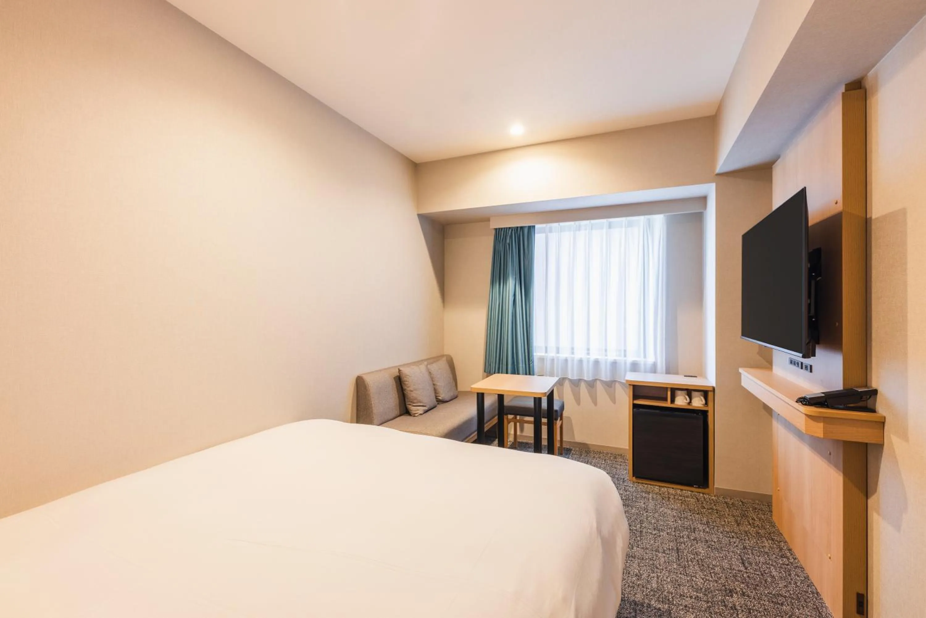Photo of the whole room, Bed in Sotetsu Fresa Inn Yokohama Sakuragi-cho - Renovated in June 20th 2025