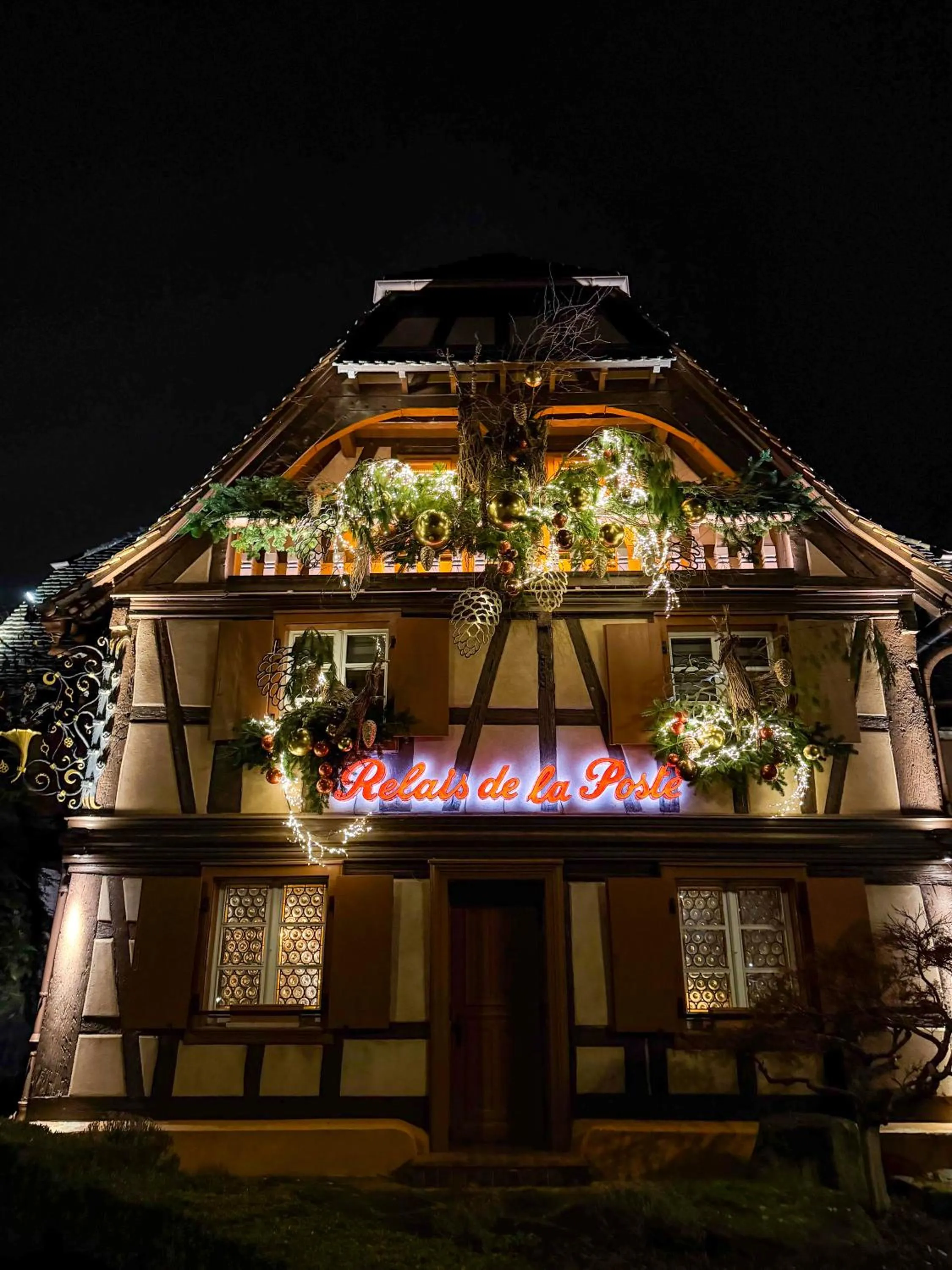 Property building in Hôtel Restaurant Relais De La Poste - Strasbourg Nord