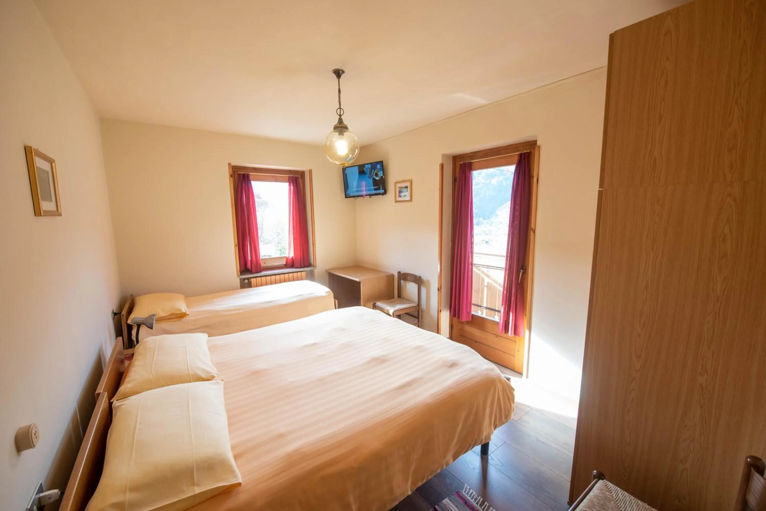 Bedroom, Bed in Hotel Eira