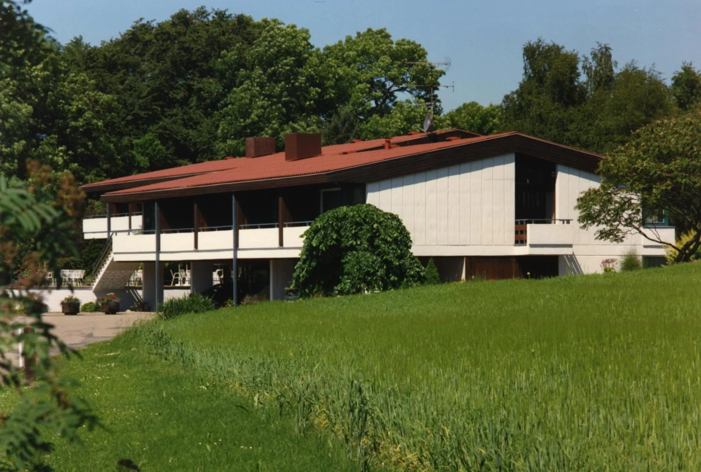 Property building in Burghotel