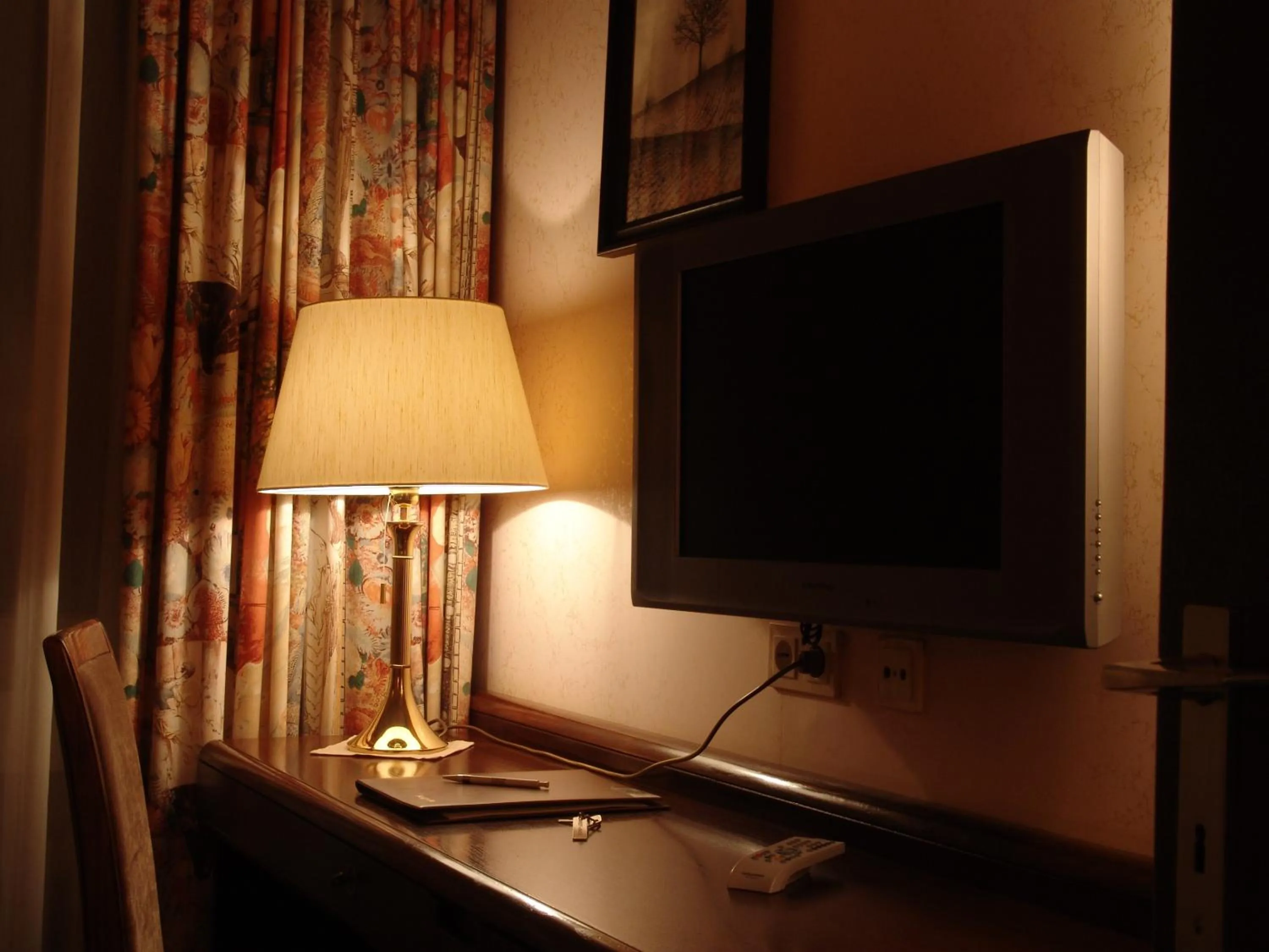 Photo of the whole room in Burghotel