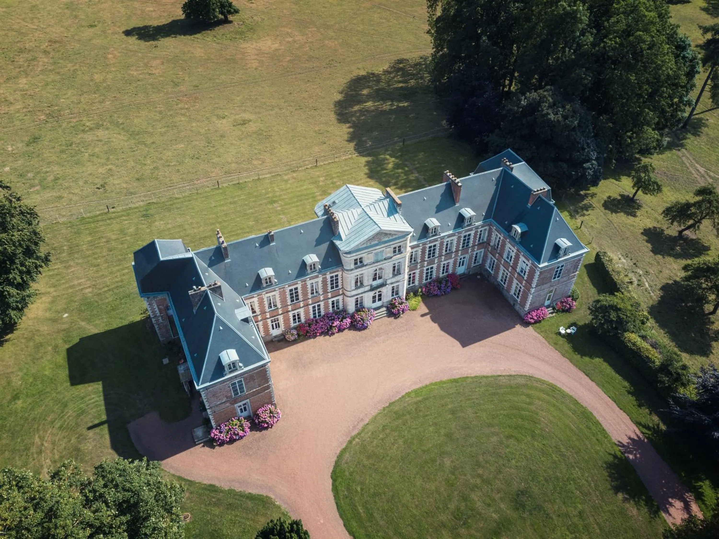 Chambres d'hôtes & Gîtes du Château de Grand Rullecourt