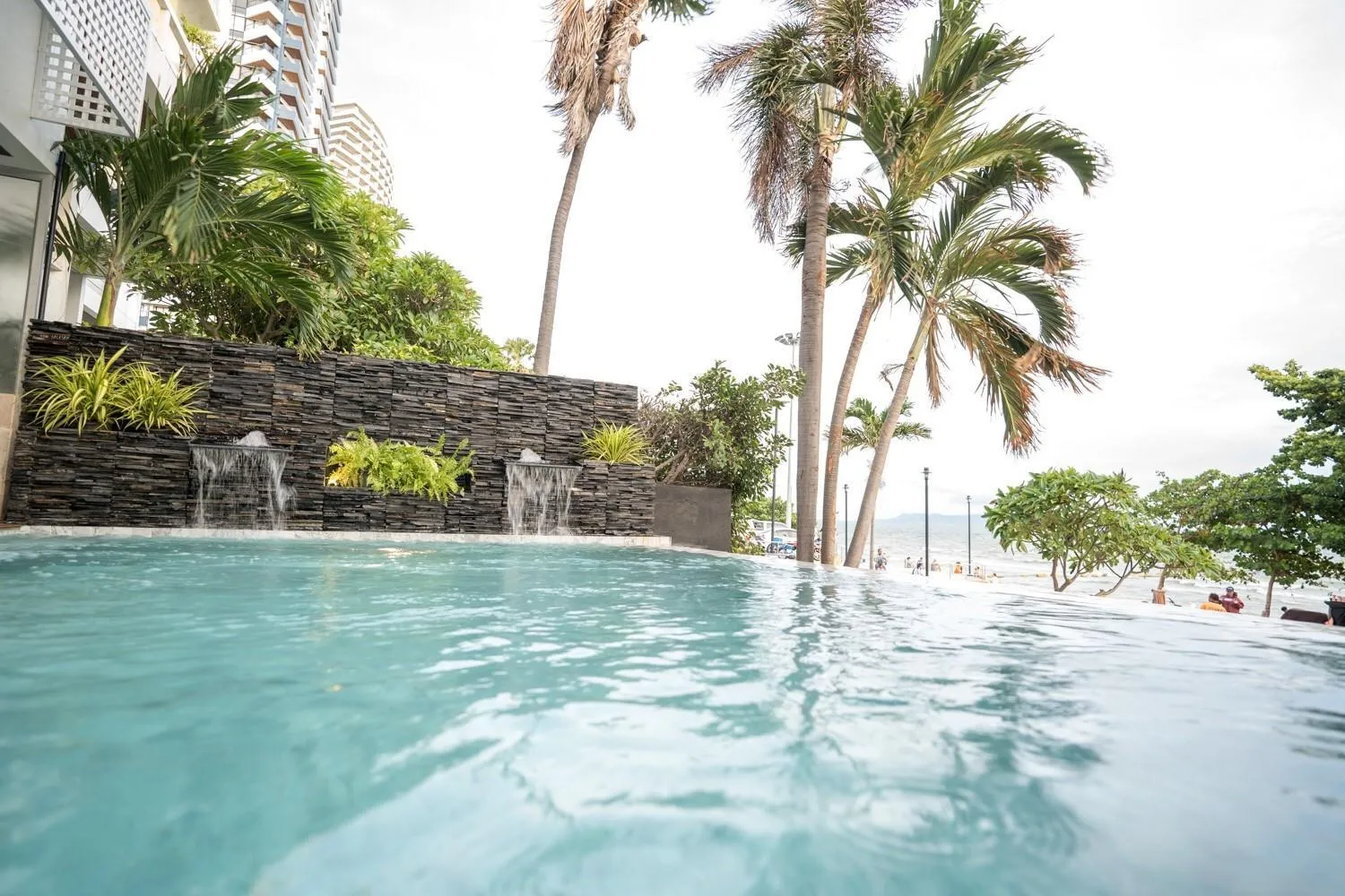 Swimming pool in Dojo pool villa