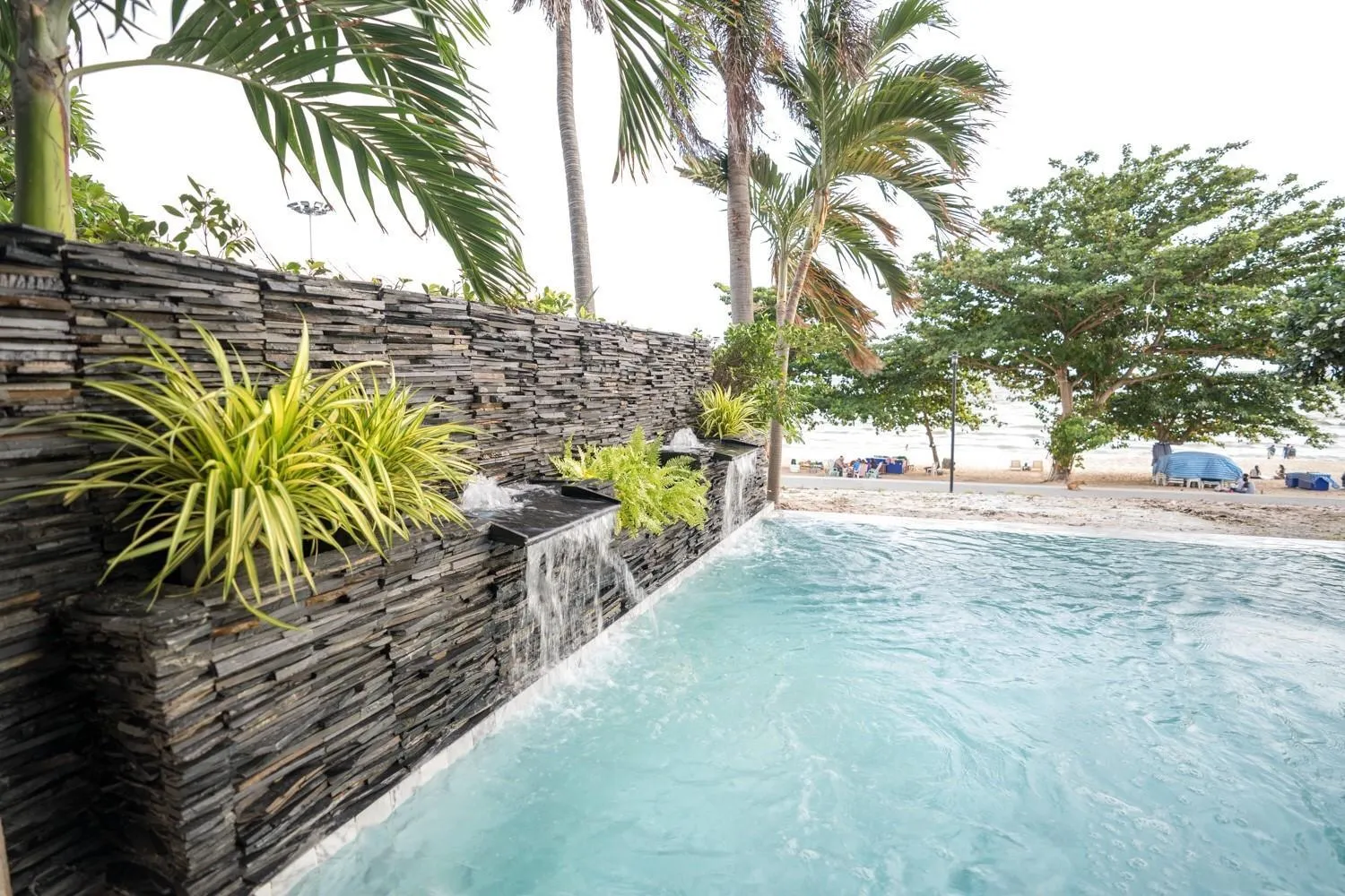 Swimming pool in Dojo pool villa