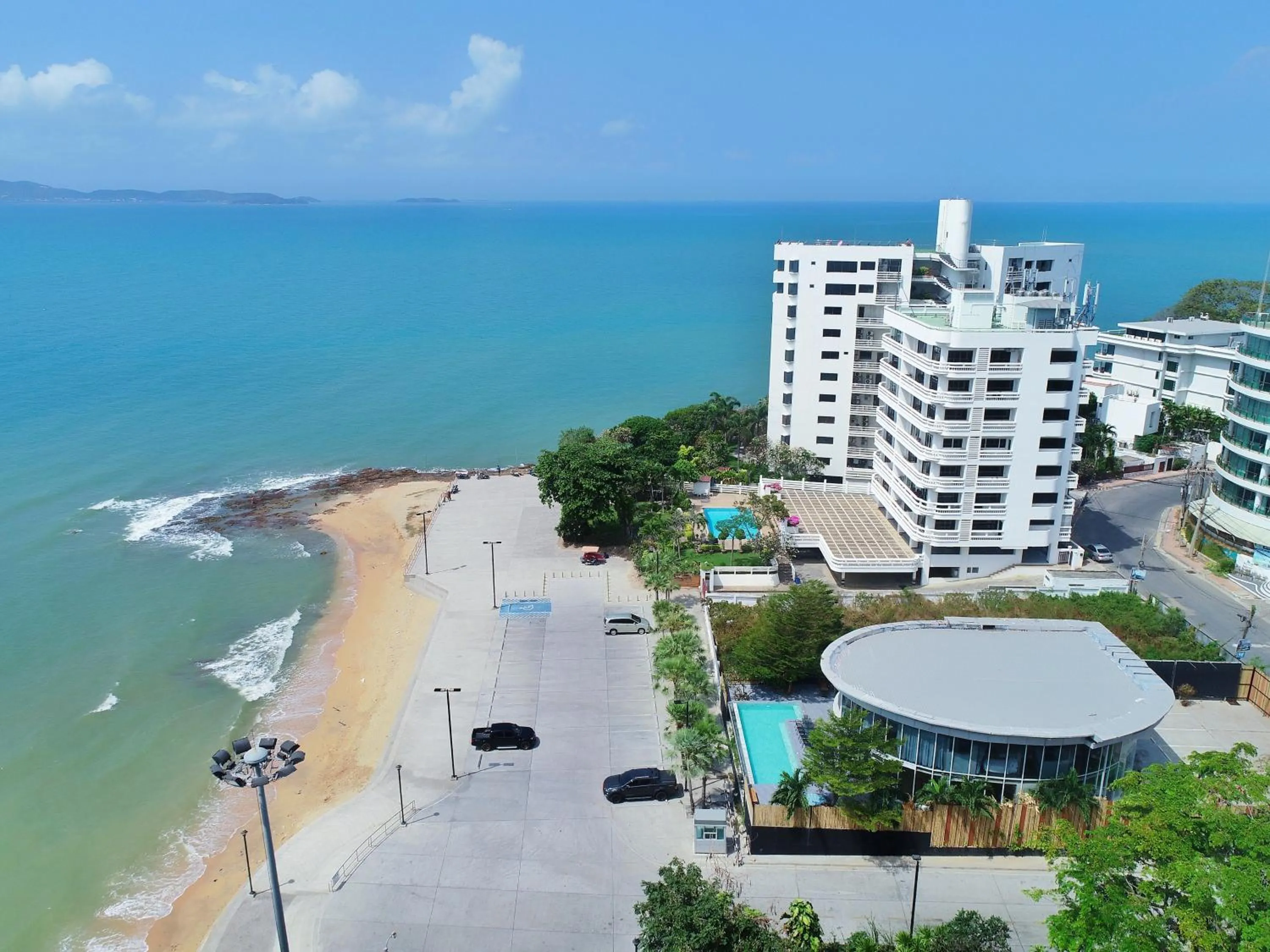 Bird's eye view in Dojo pool villa