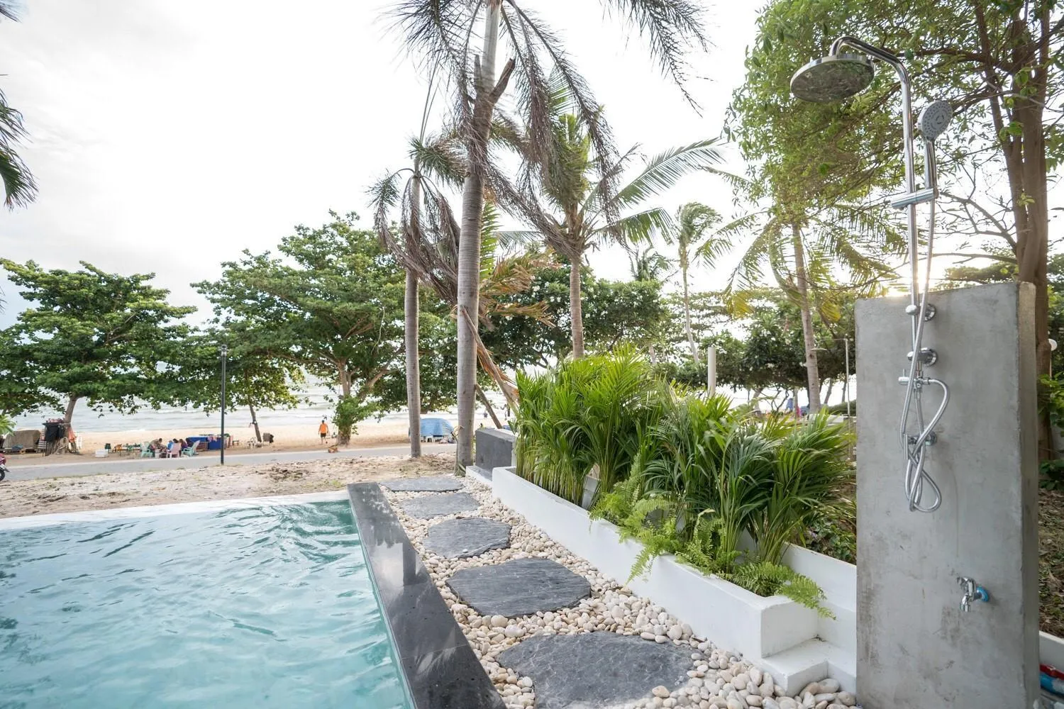 Swimming pool in Dojo pool villa