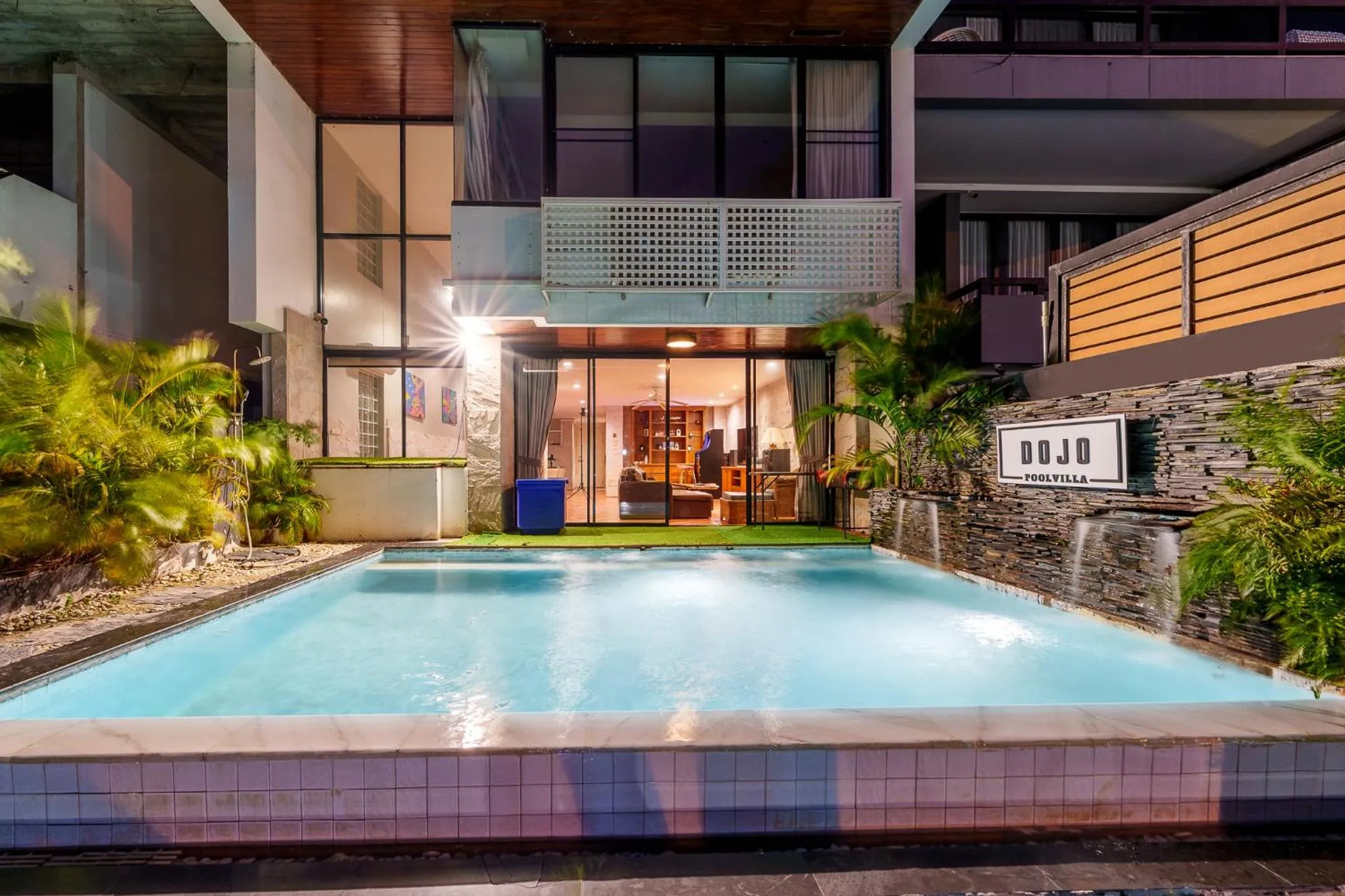 Swimming pool in Dojo pool villa