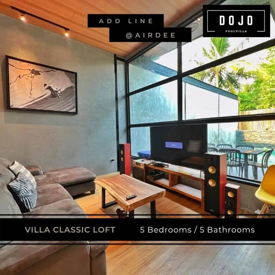 Living room in Dojo pool villa