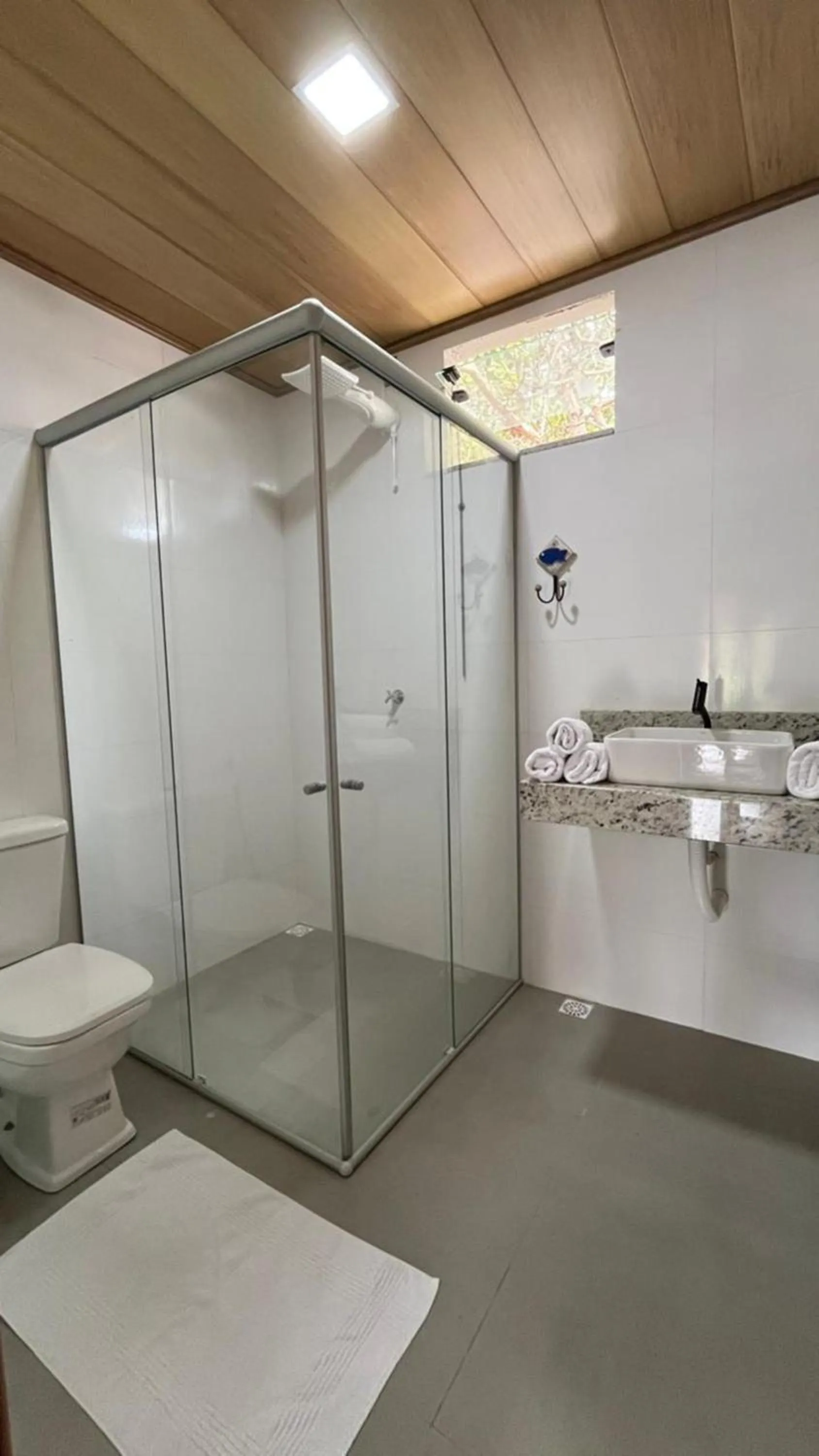 Shower in Vila das Mangabeiras Corumbau