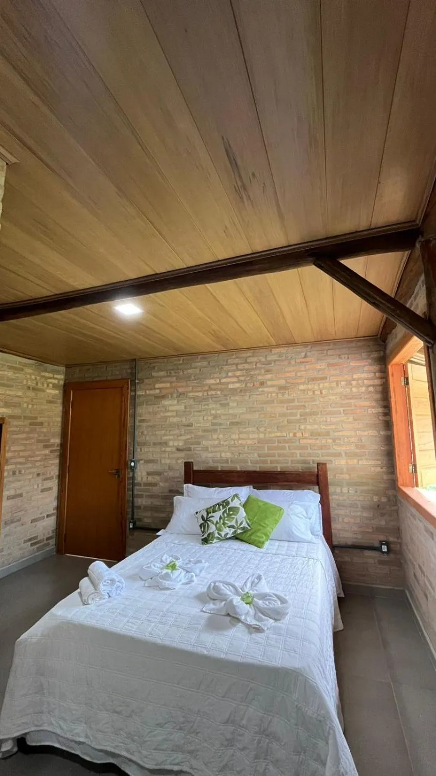 Photo of the whole room, Bed in Vila das Mangabeiras Corumbau